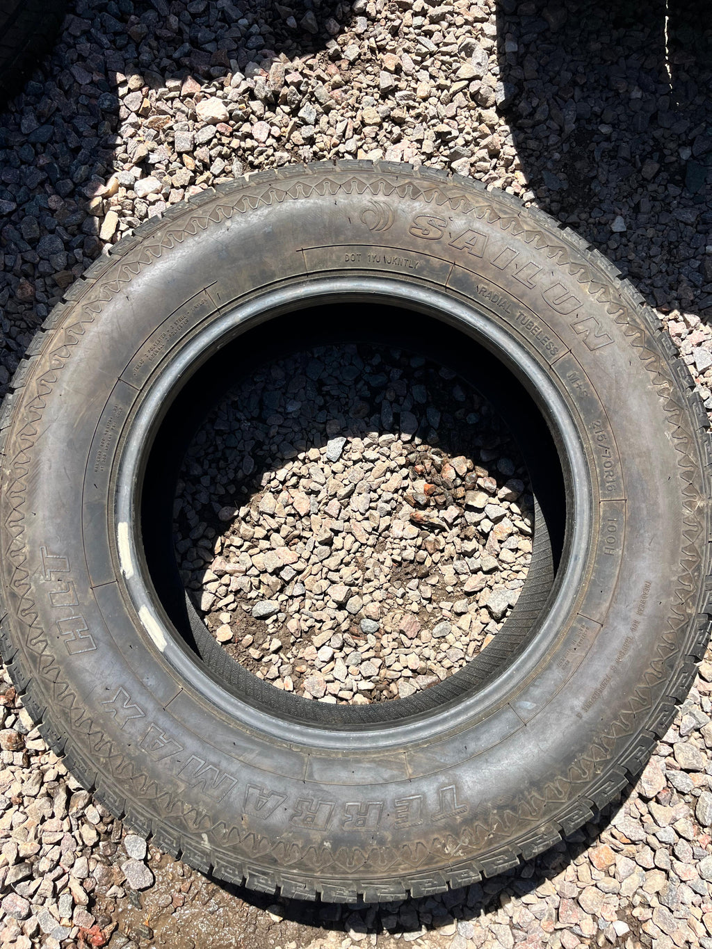 215/70R16 Single (1 Used Tire) Sailun Terramax HLT