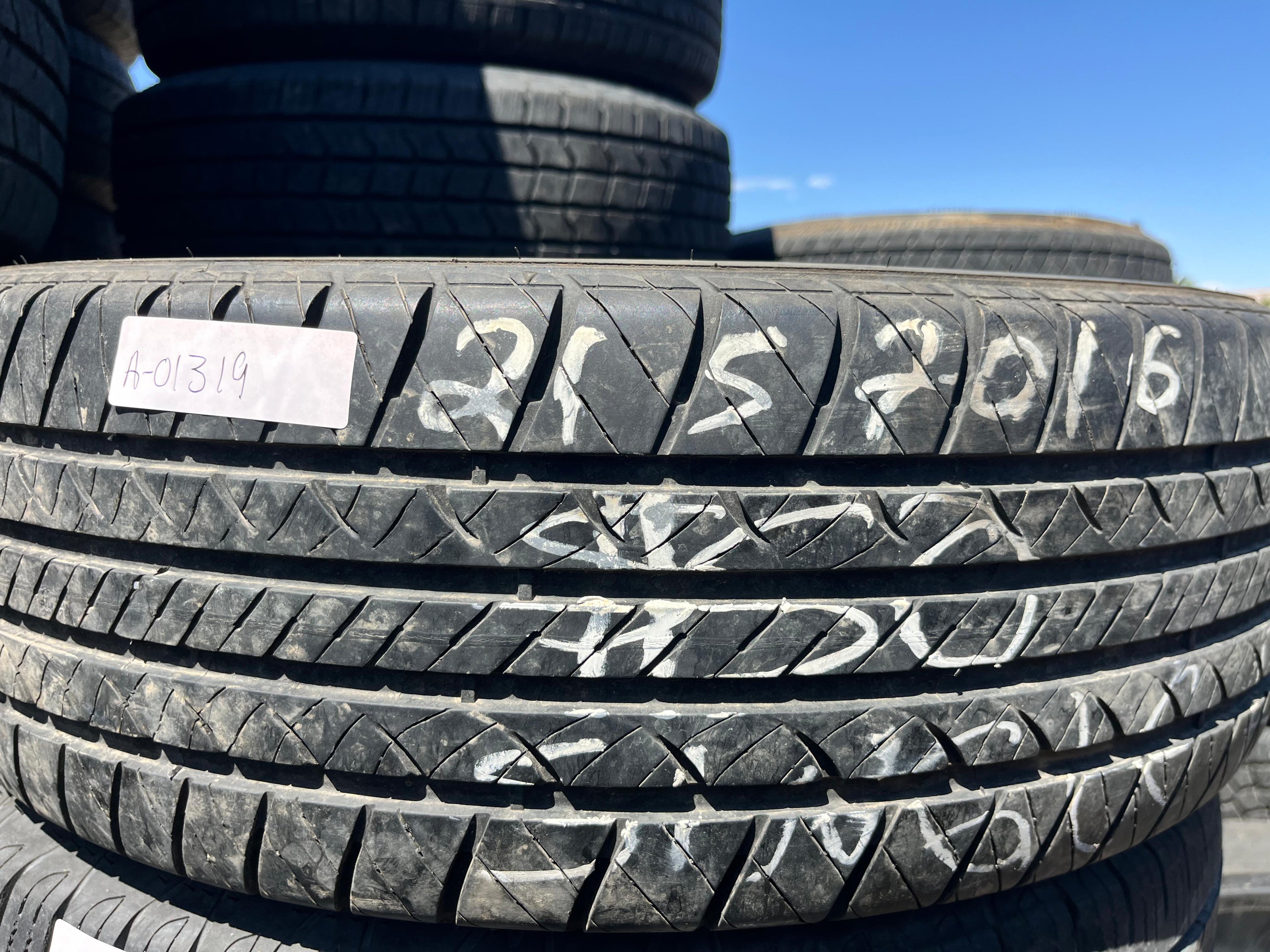 215/70R16 Single (1 Used Tire) Douglas Touring