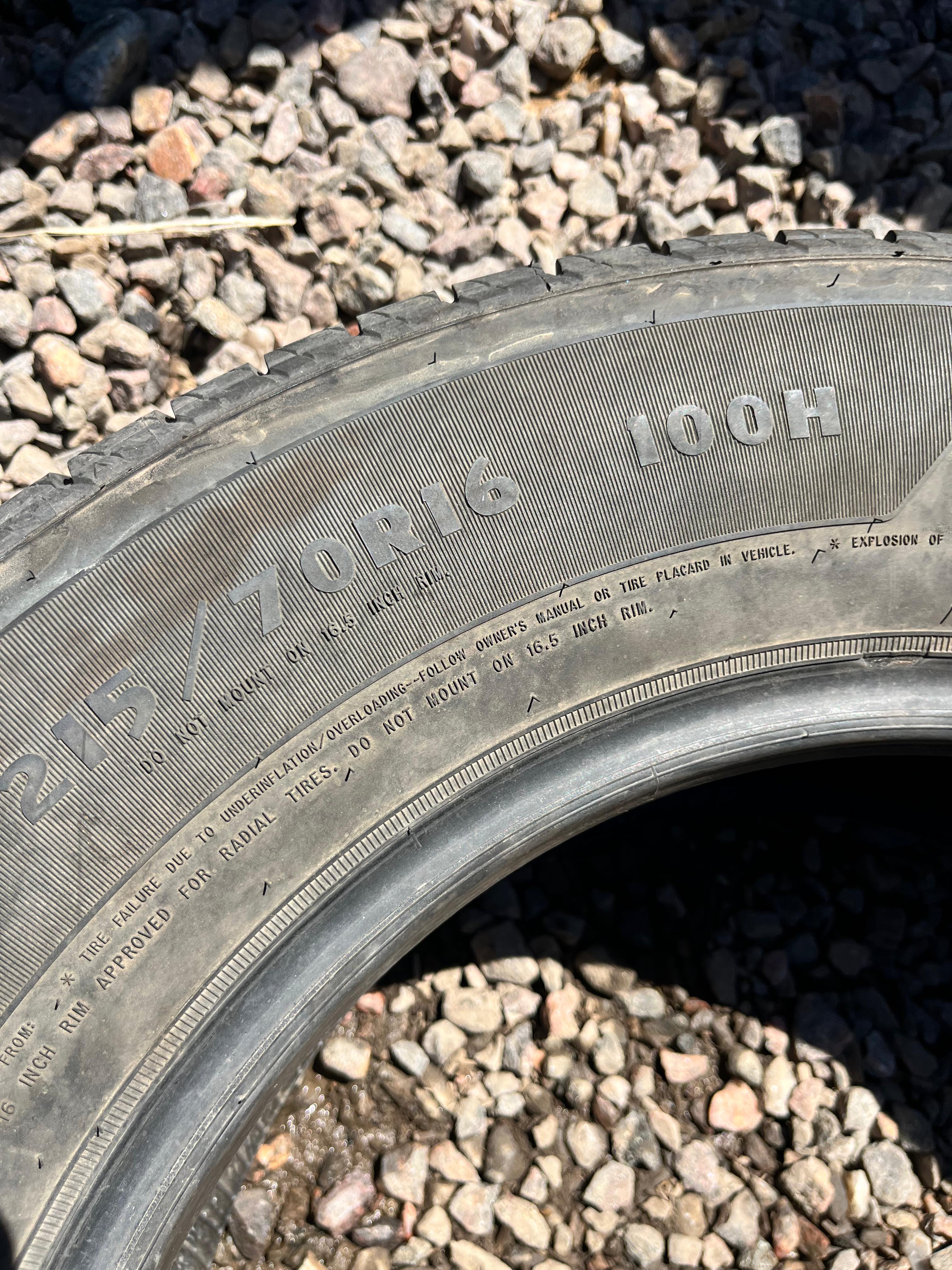 215/70R16 Single (1 Used Tire) Douglas Touring