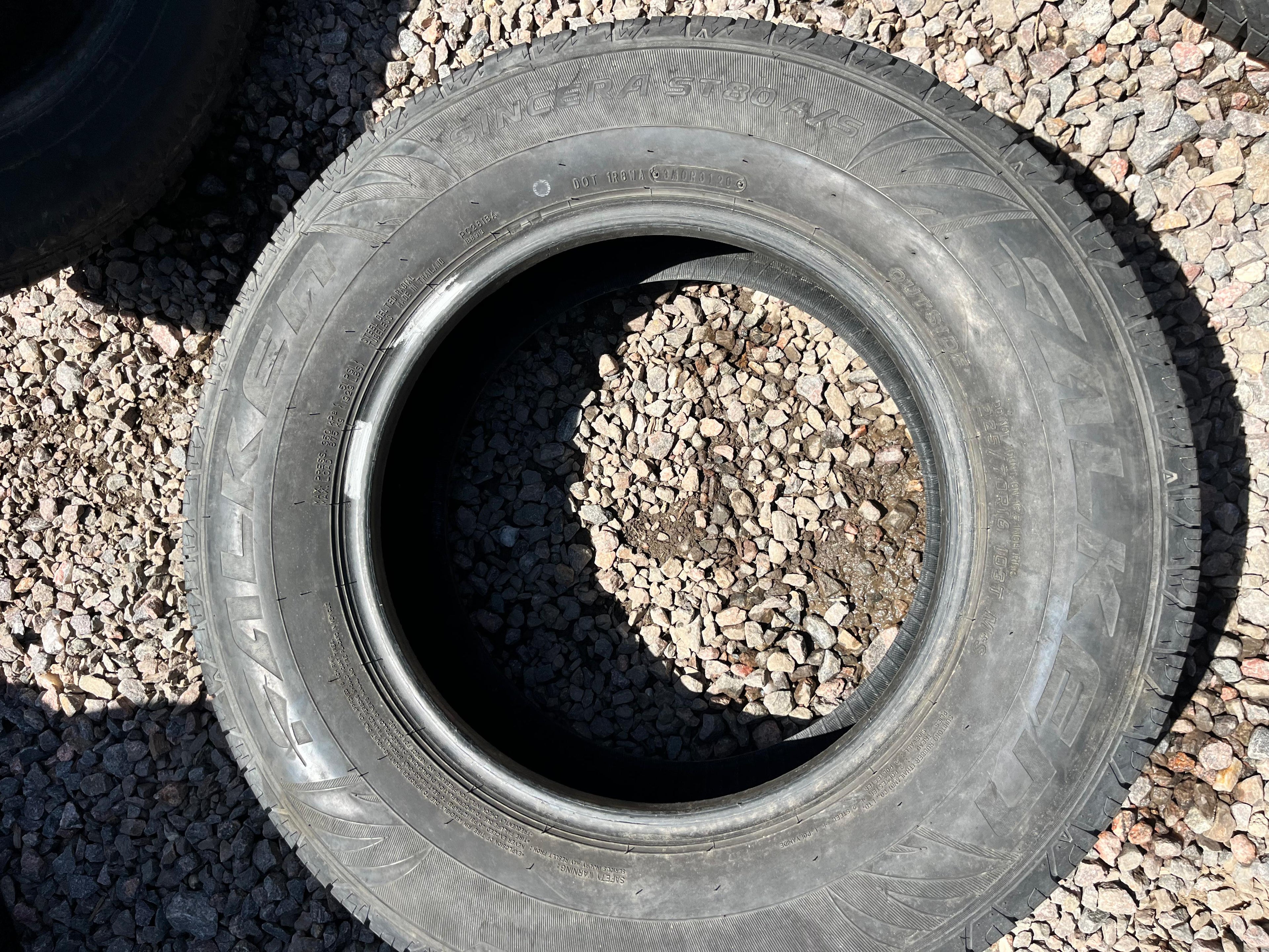 225/70R16  Single (1 Used Tire) Falken Sinceras T80