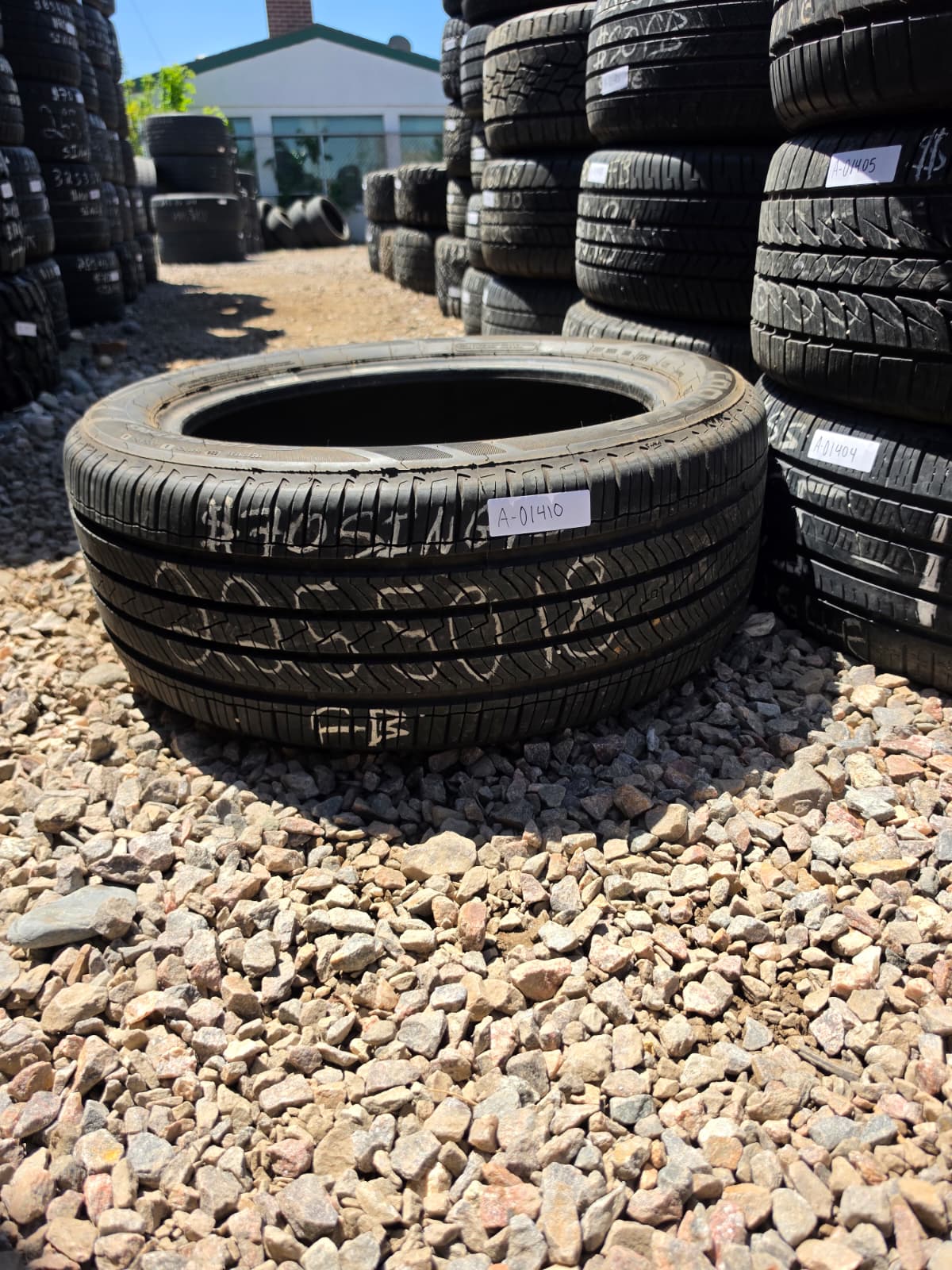 225/50R18 Single (1 Used Tire) Cooper Endeavor