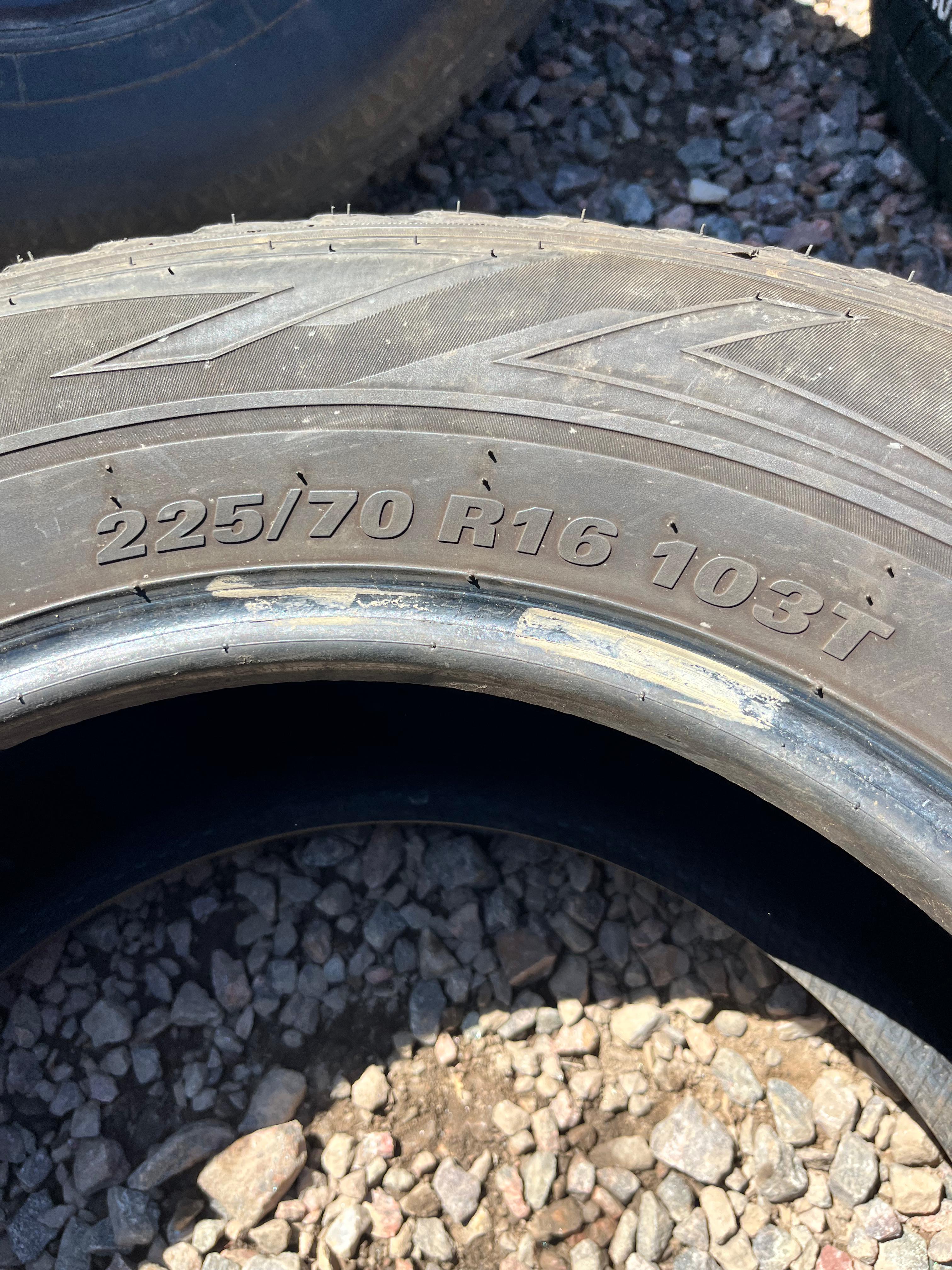 225/70R16 Single (1 Used Tire) Phantom