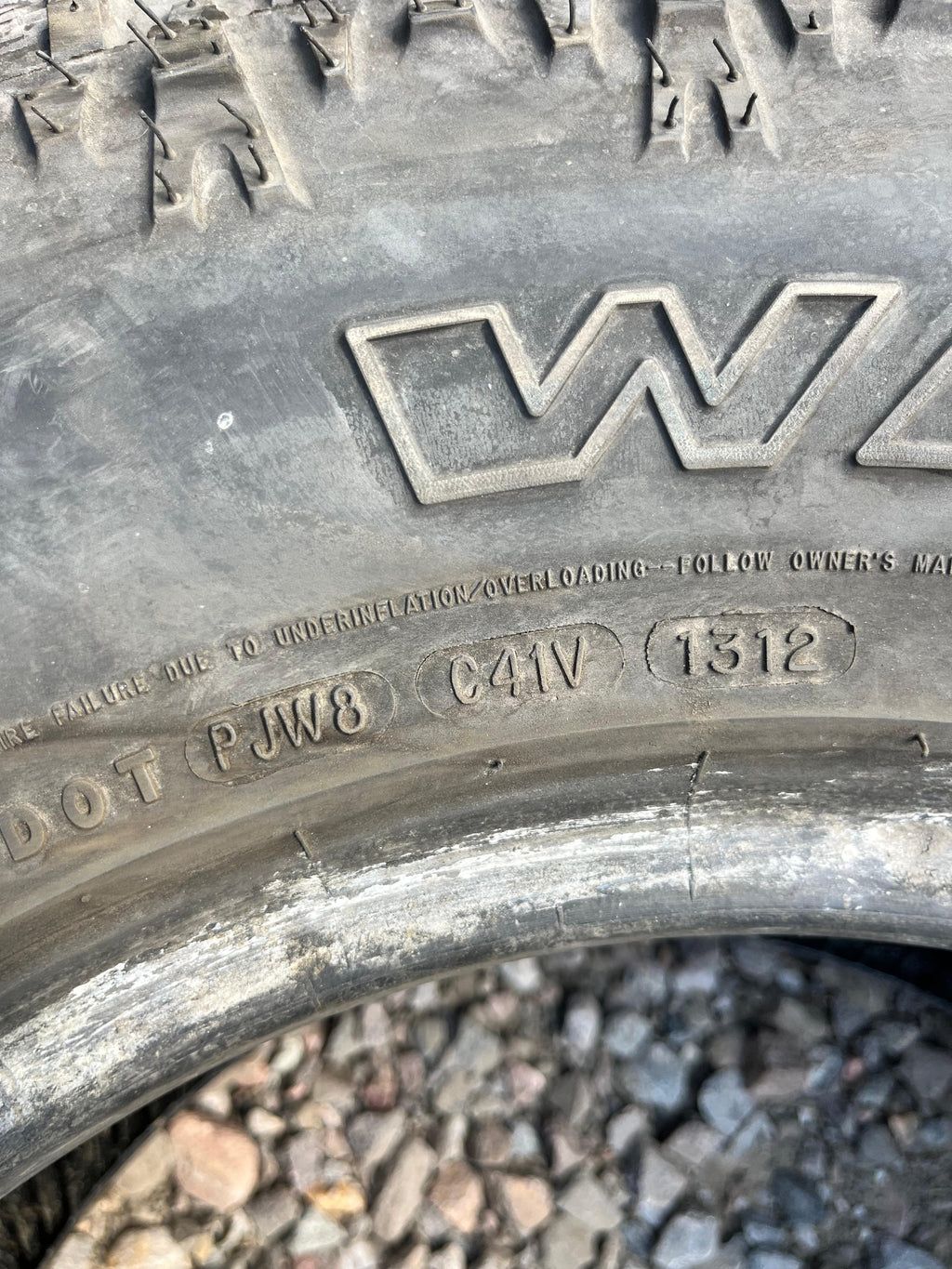 LT265/75R16 Single (1 Used Tire) Goodyear Wrangler (Authority)