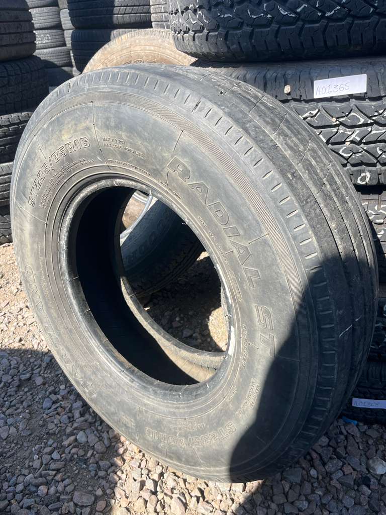 ST235/85R16 Single (1 Used Tire) Hartland Radial ST