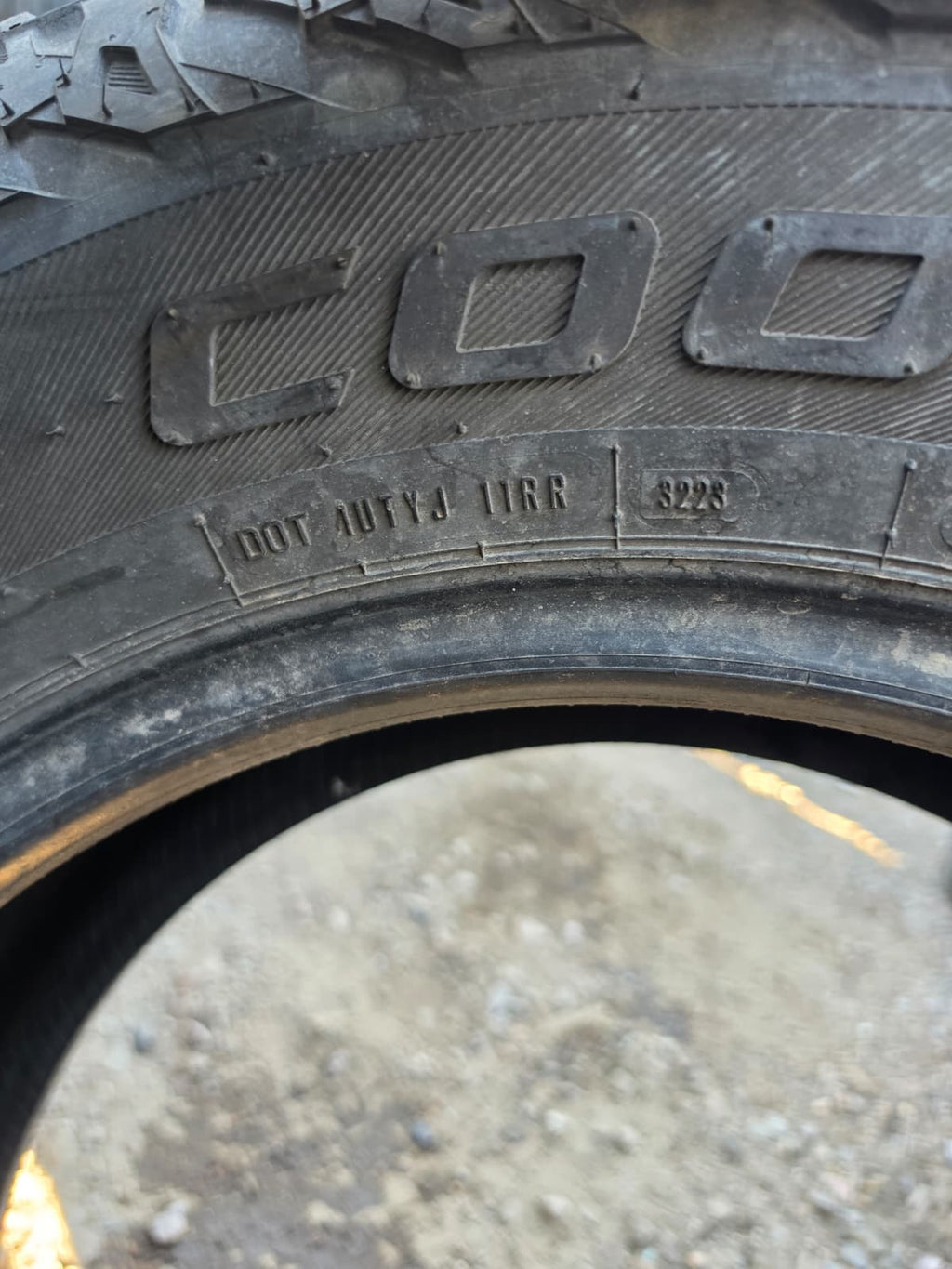 275/65R18 Single (1 Used Tire) Cooper Discoverer Road + Trail