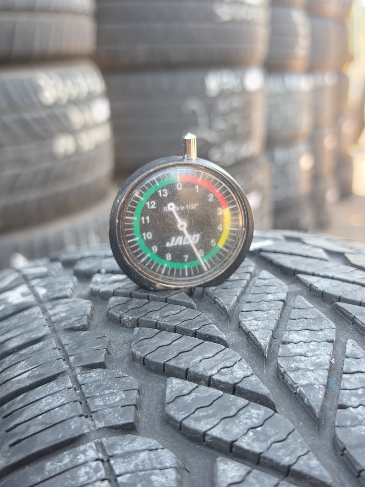 235/65R18 Single (1 Used Tire) Bridgestone Weather Peak