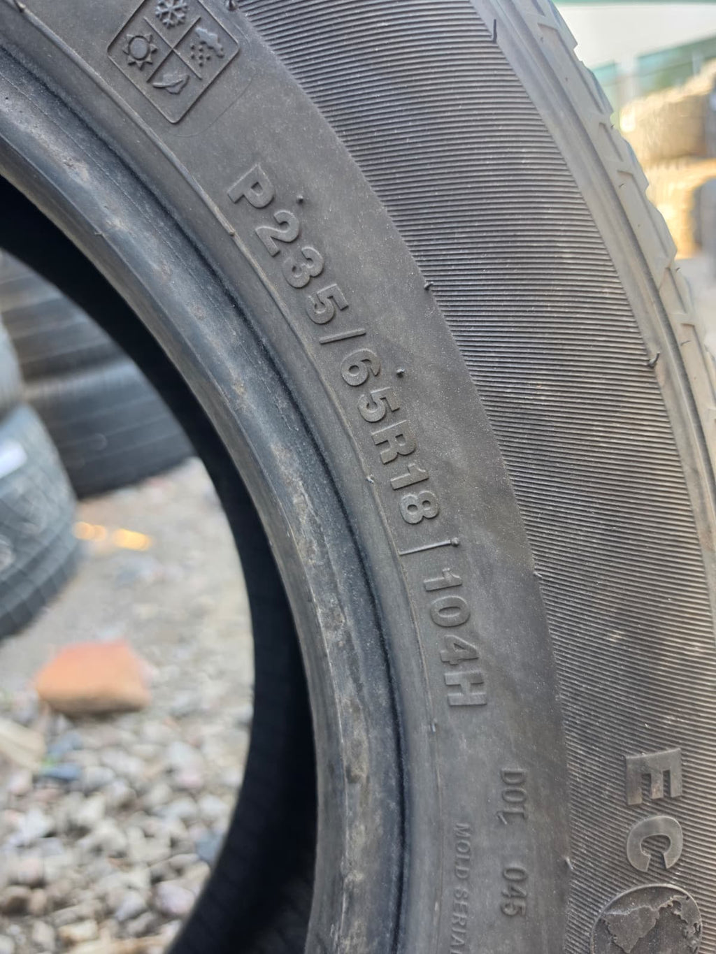 235/65R18 Single (1 Used Tire) Advanta SV T-01