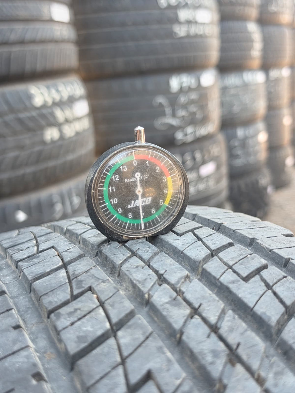 235/65R18 Single (1 Used Tire) Advanta SV T-01