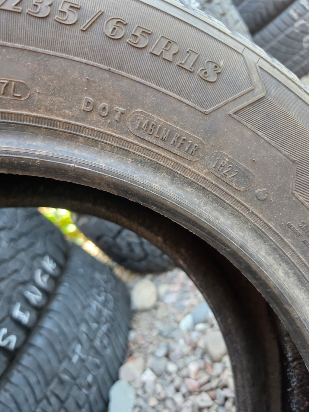 235/65R18 Single (1 Used Tire) Goodyear Winter Command Ultra