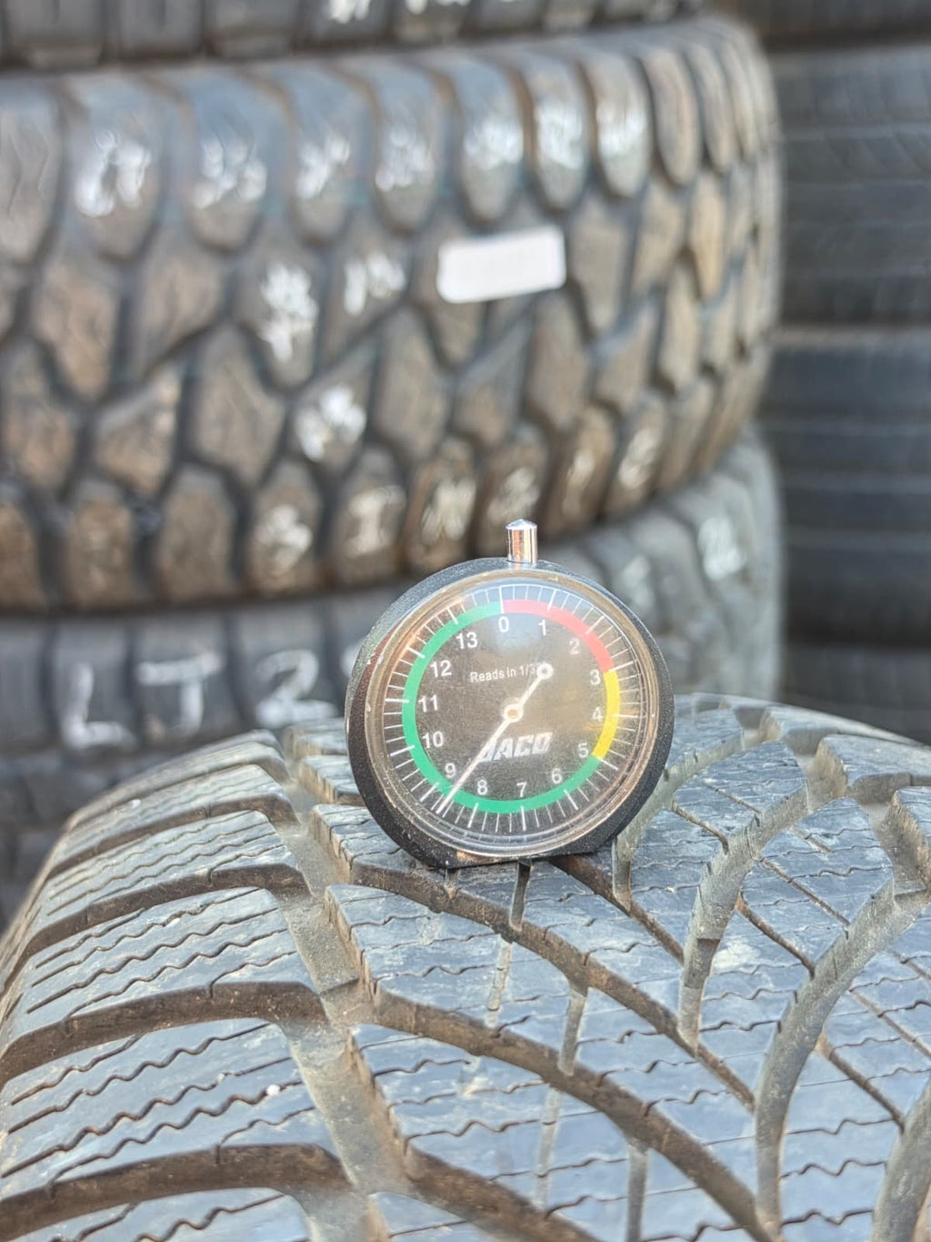 235/65R18 Single (1 Used Tire) Goodyear Winter Command Ultra