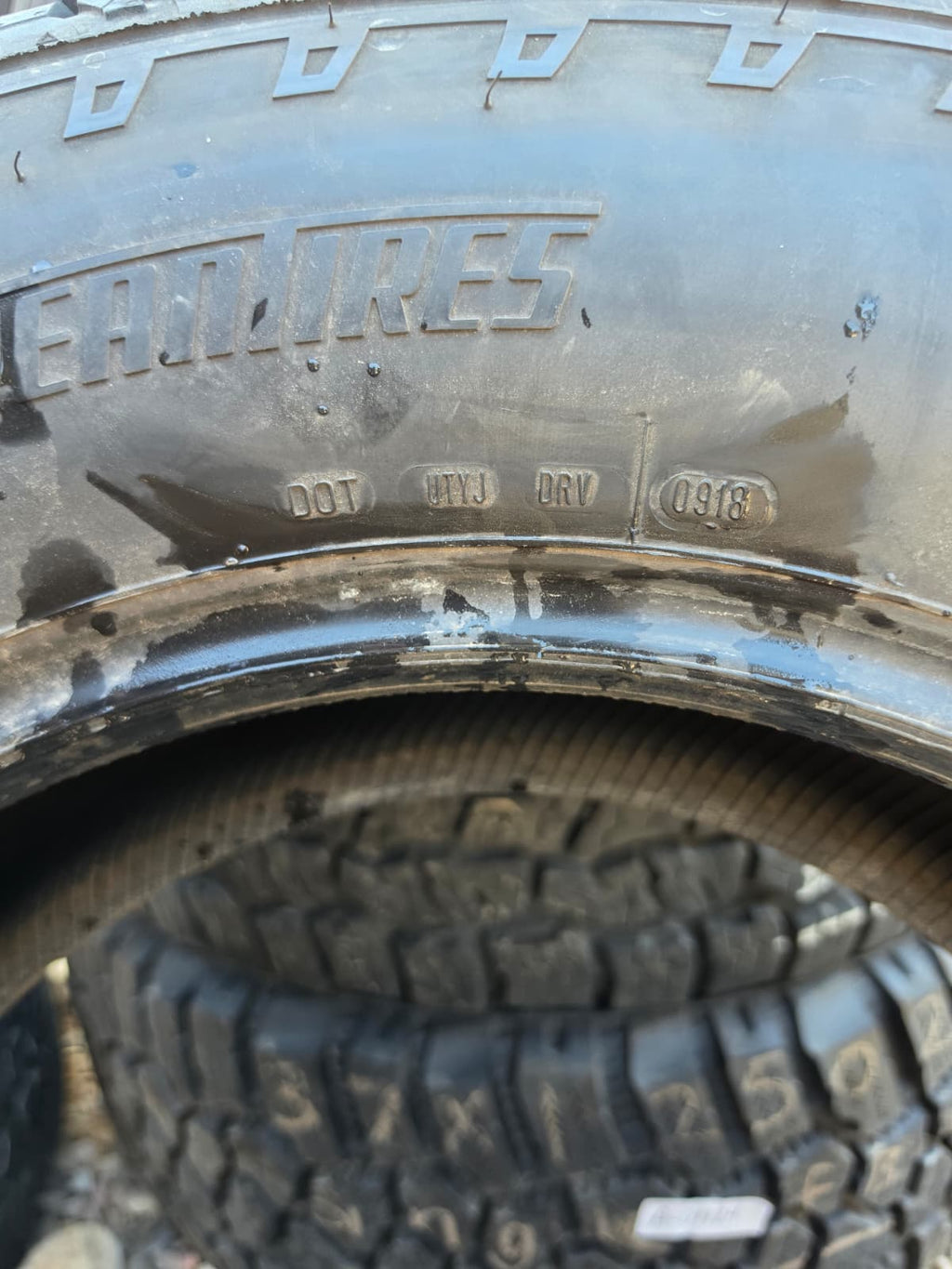 275/65R18 Single (1 Used Tire) Dean Tires Back Country Touring