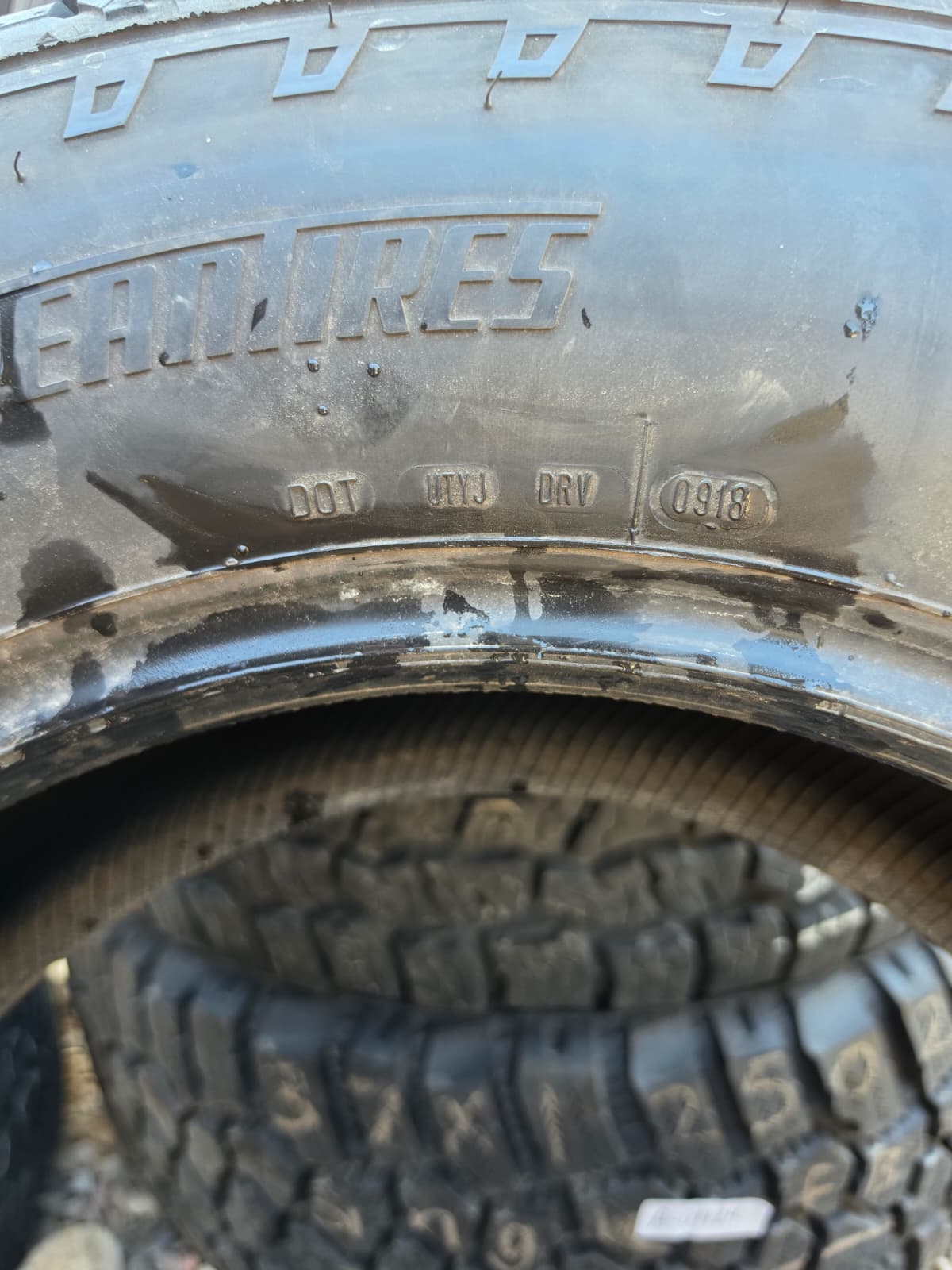 275/65R18 Single (1 Used Tire) Dean Tires Back Country Touring