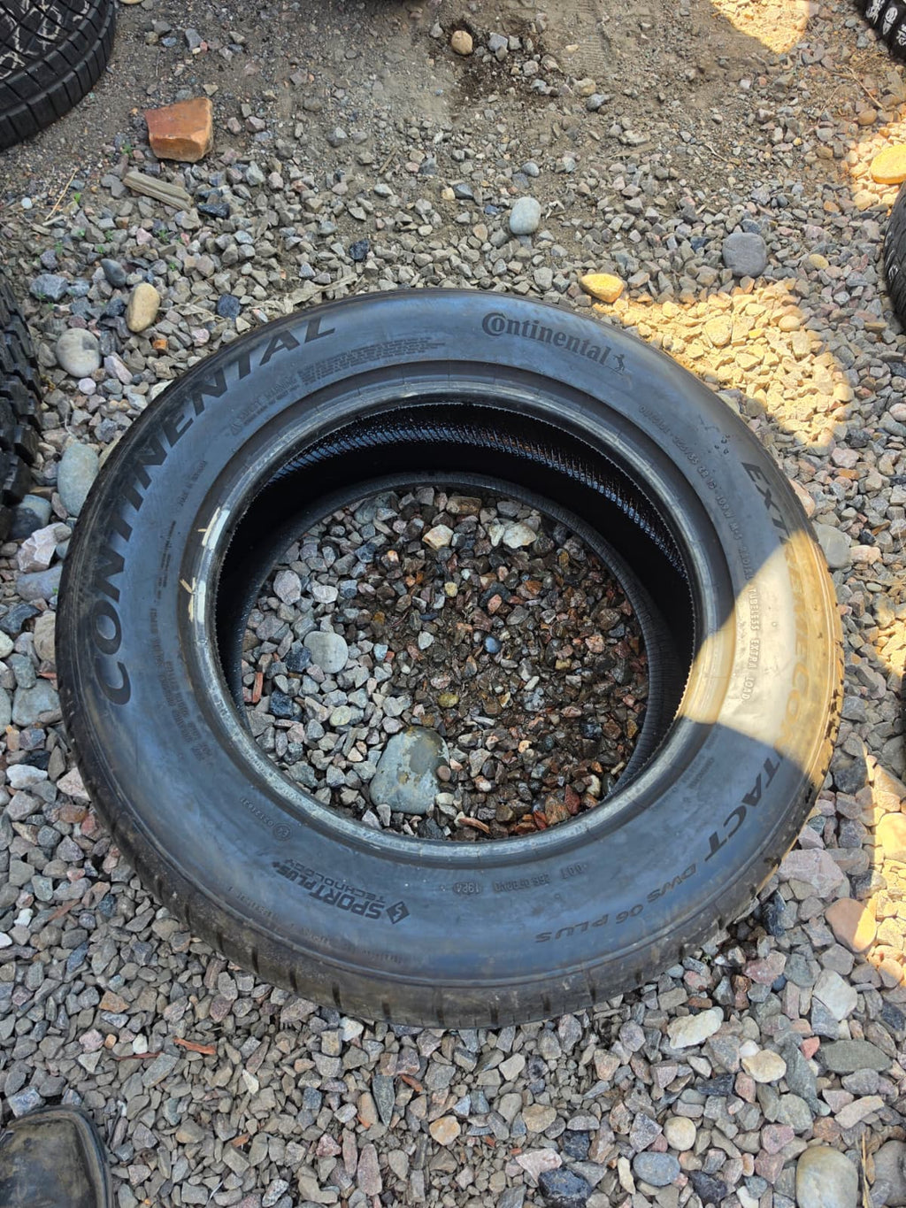 255/60ZR18 Single (1 Used Tire) Continental ExtremContact