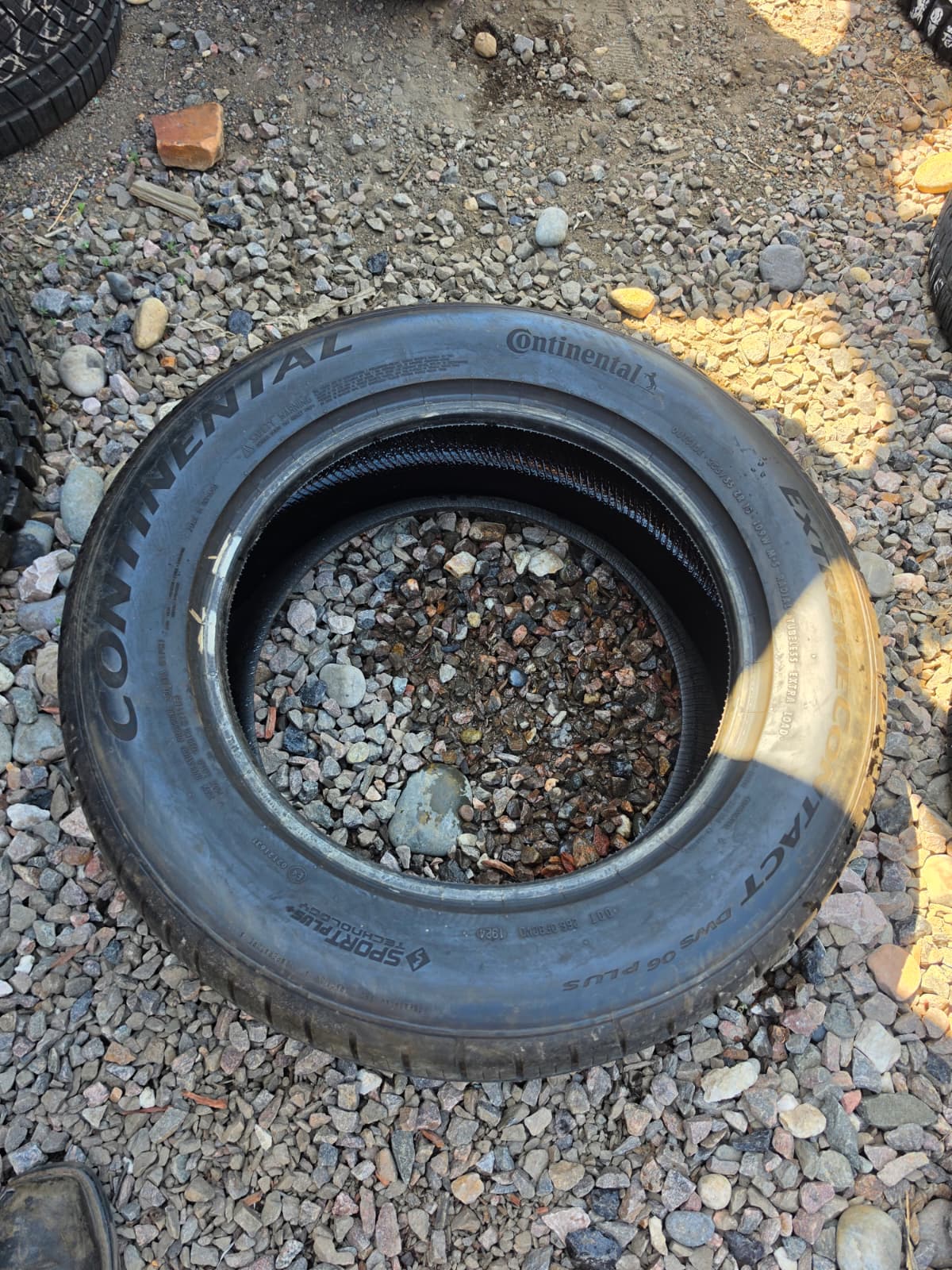 255/60ZR18 Single (1 Used Tire) Continental ExtremContact