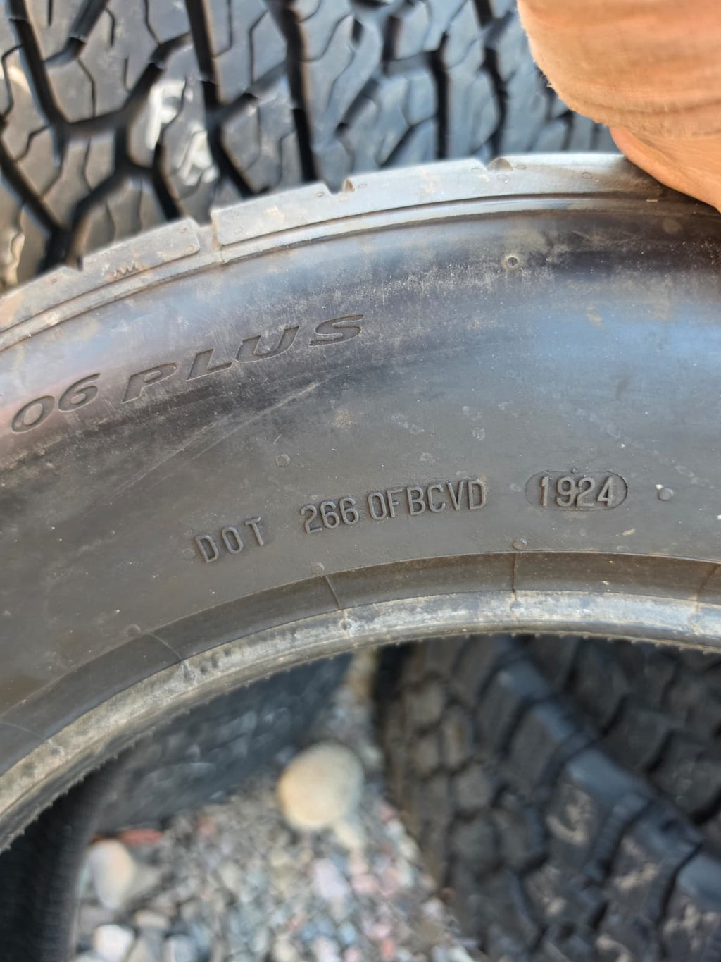 255/60ZR18 Single (1 Used Tire) Continental ExtremContact