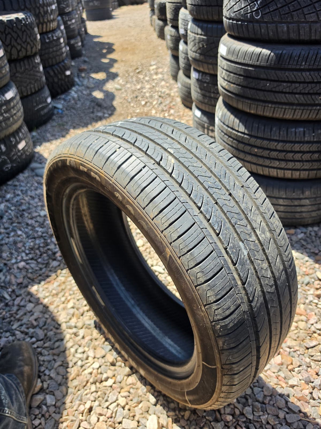 235/50ZR18 Single (1 Used Tire) Advanta ER-800