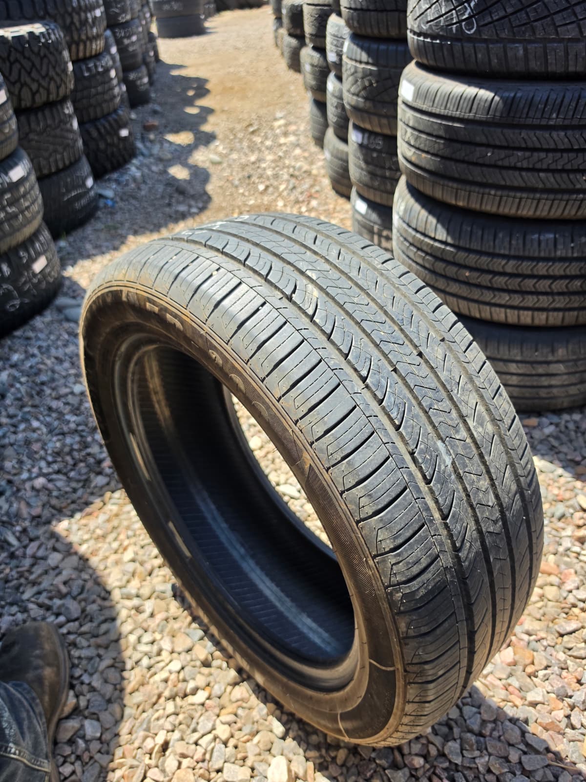 235/50ZR18 Single (1 Used Tire) Advanta ER-800