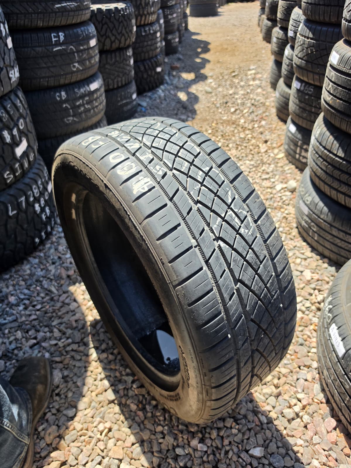 235/50ZR18 Single (1 Used Tire) Continental ExtremContact