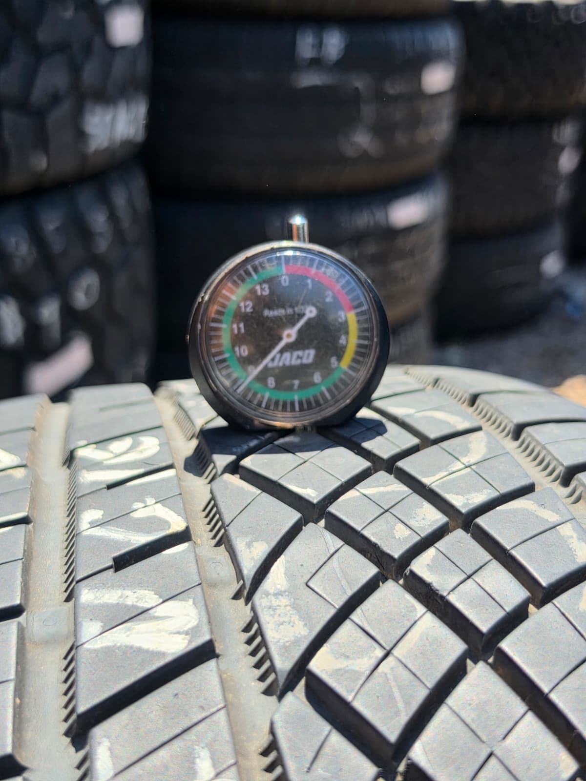 235/50ZR18 Single (1 Used Tire) Continental ExtremContact