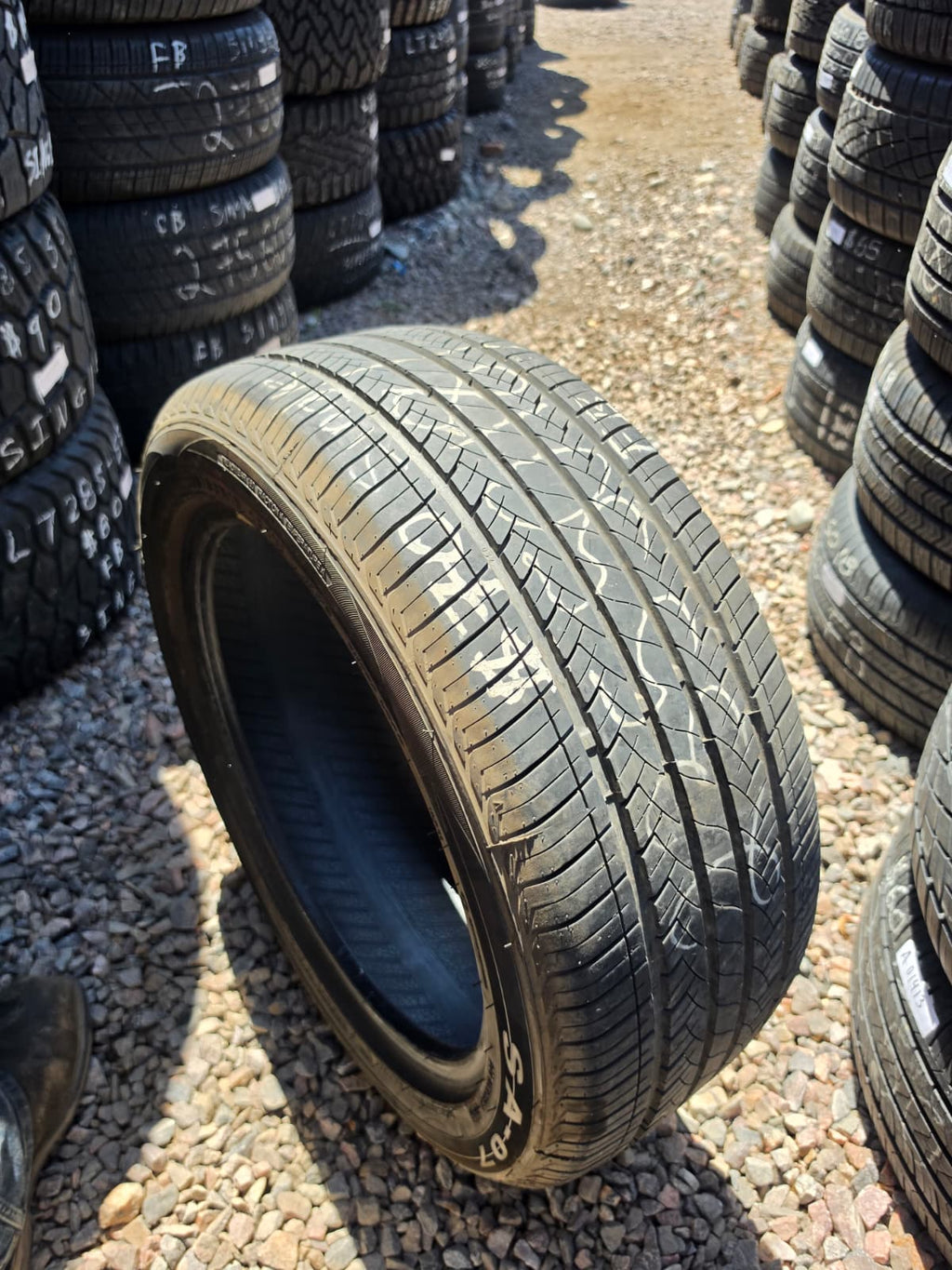 235/50R18 Single (1 Used Tire) Westlake SA-07