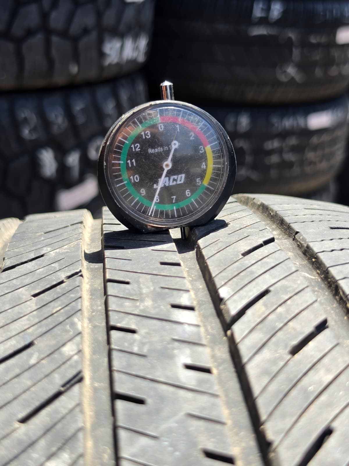 235/50R18 Single (1 Used Tire) Falken Sincera SN250