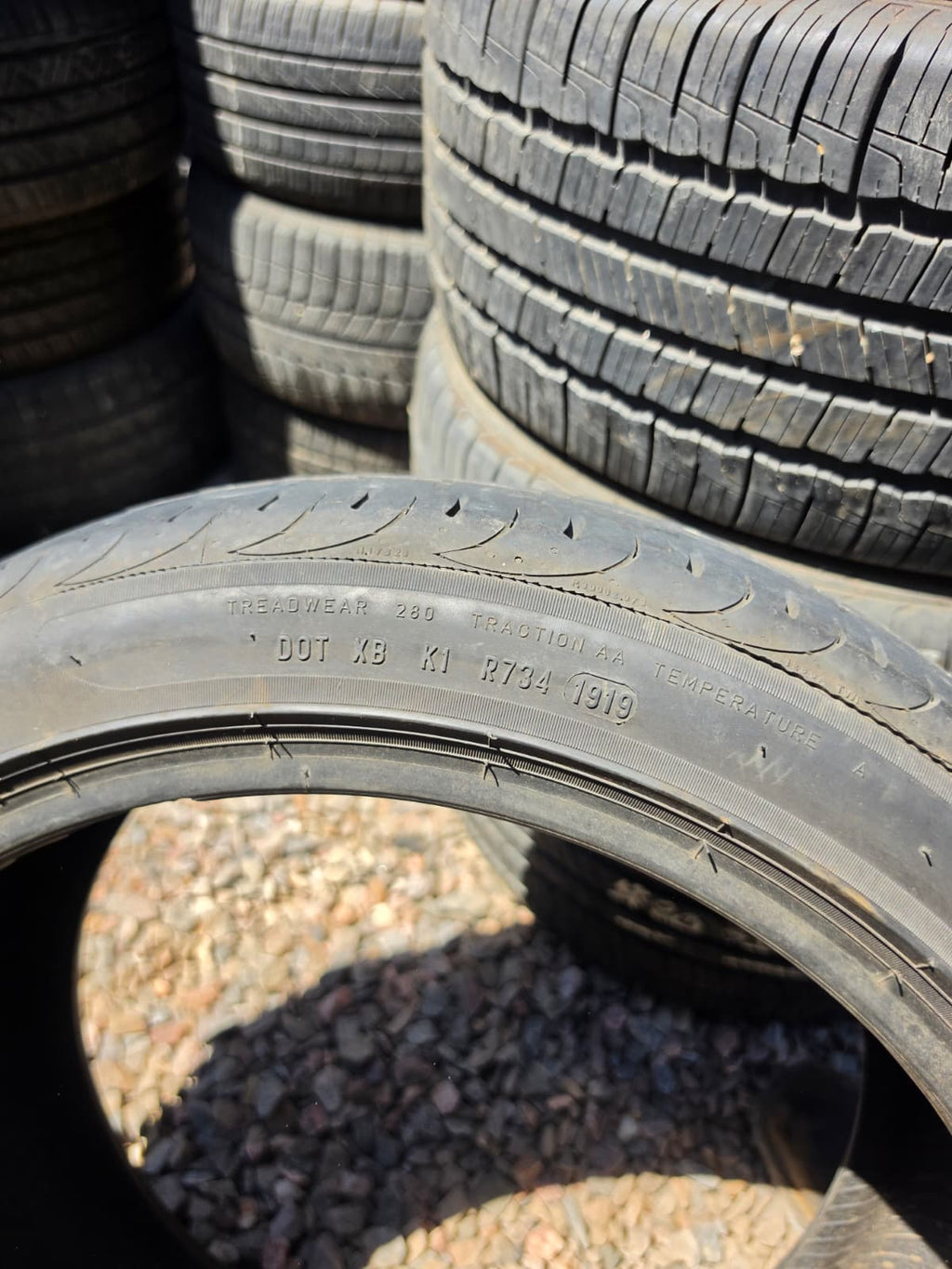 P225/45R18 Single (1 Used Tire) Pirelli P Zero Nero