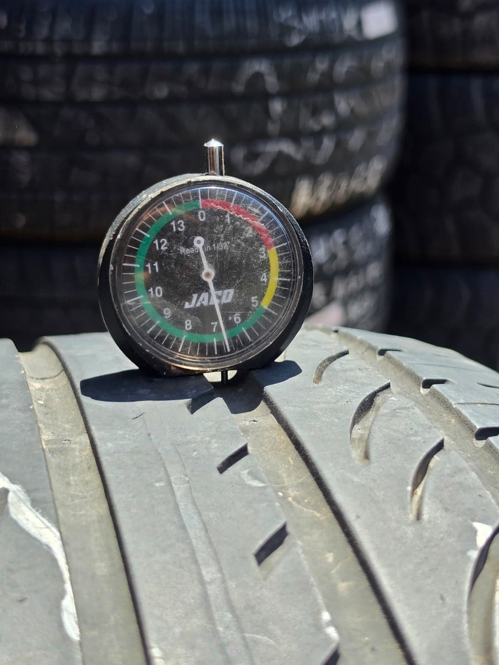 P225/45R18 Single (1 Used Tire) Pirelli P Zero Nero