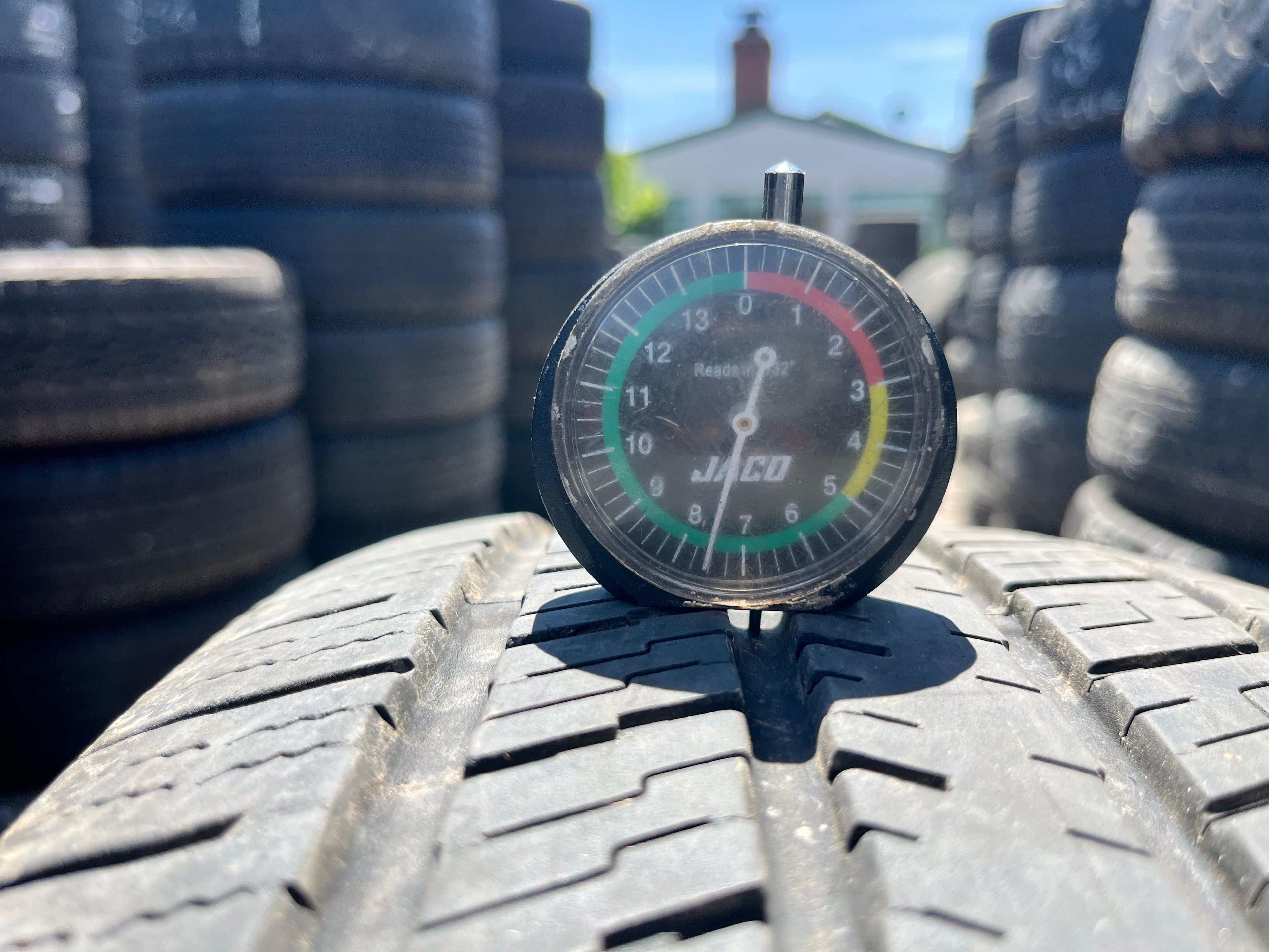 235/70R16 Single (1 Used Tire) Falken PRO G5 CSV