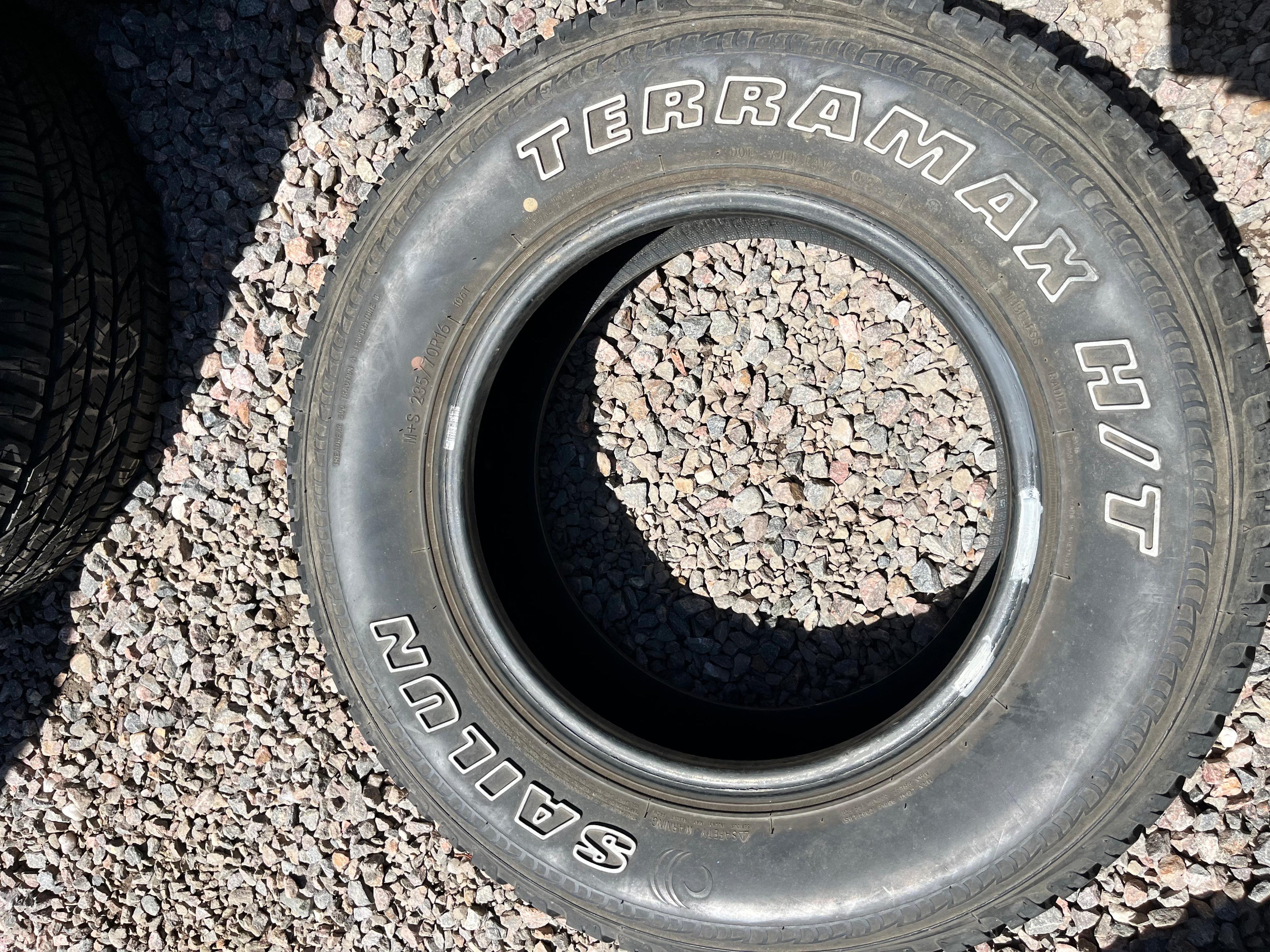 235/70R16 Single (1 Used Tire) Sailun Terramax