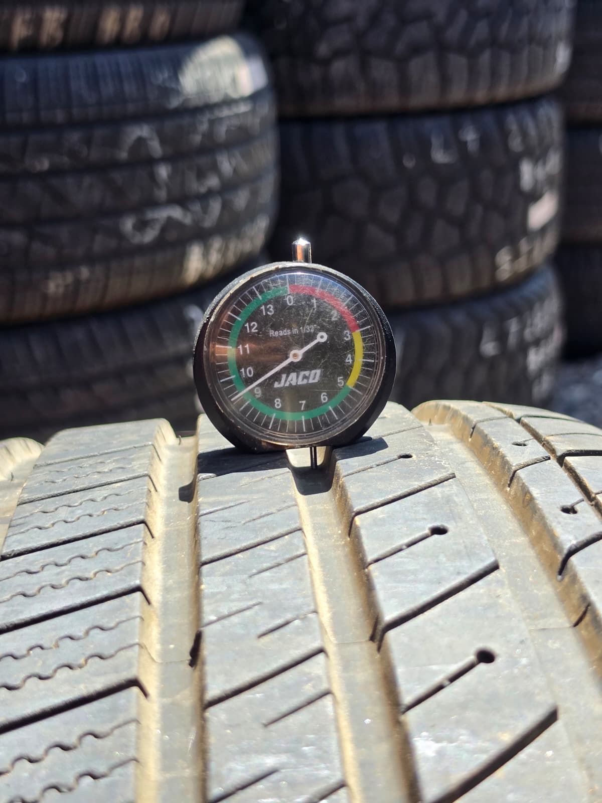 245/45ZR18 Single (1 Used Tire) GeoDrive