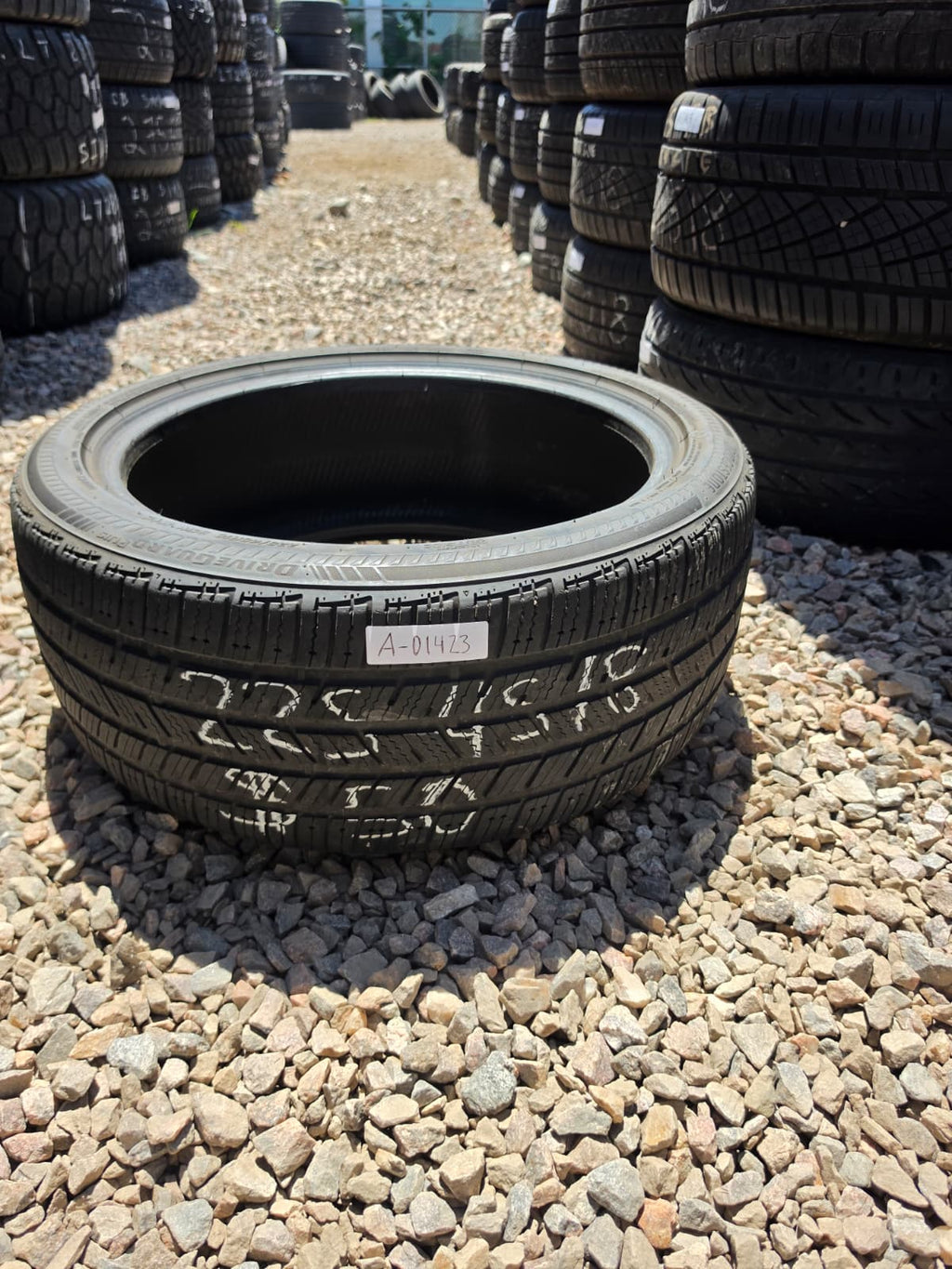 225/45ZR18 Single (1 Used Tire) Bridgestone Drive Guard