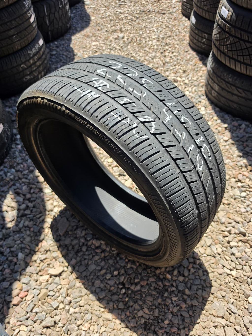 225/45ZR18 Single (1 Used Tire) Bridgestone Drive Guard