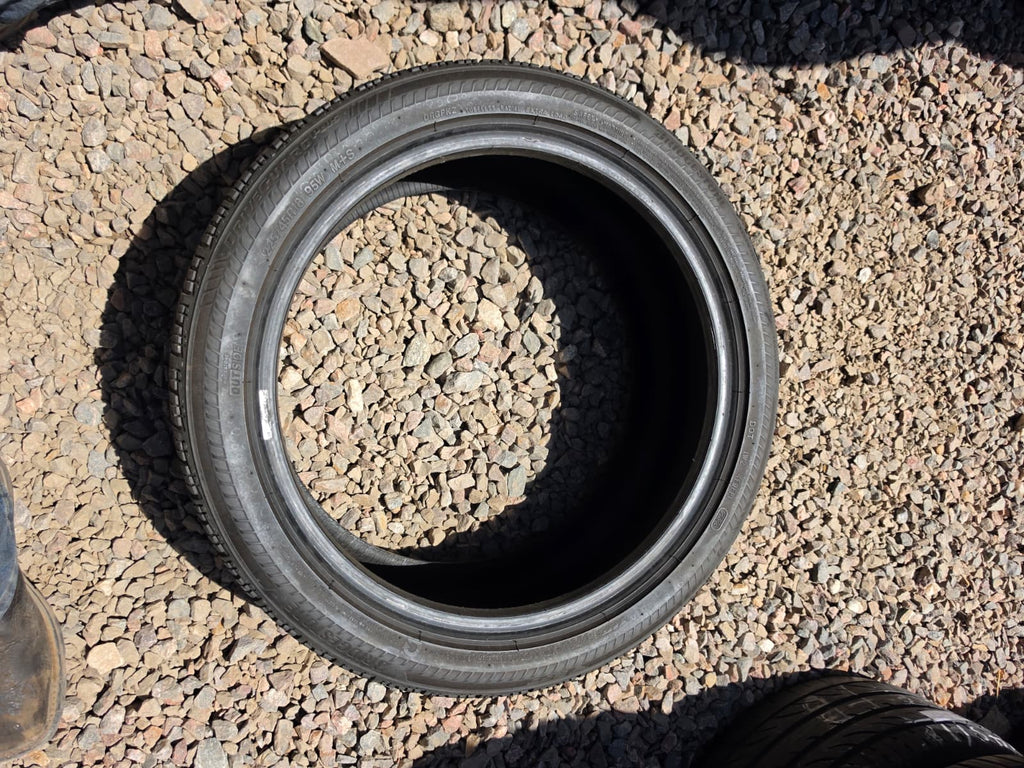 225/45ZR18 Single (1 Used Tire) Bridgestone Drive Guard