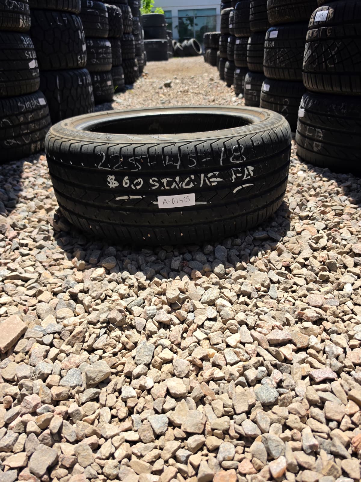 P225/45R18 Single (1 Used Tire) LionHart LH-FIVE