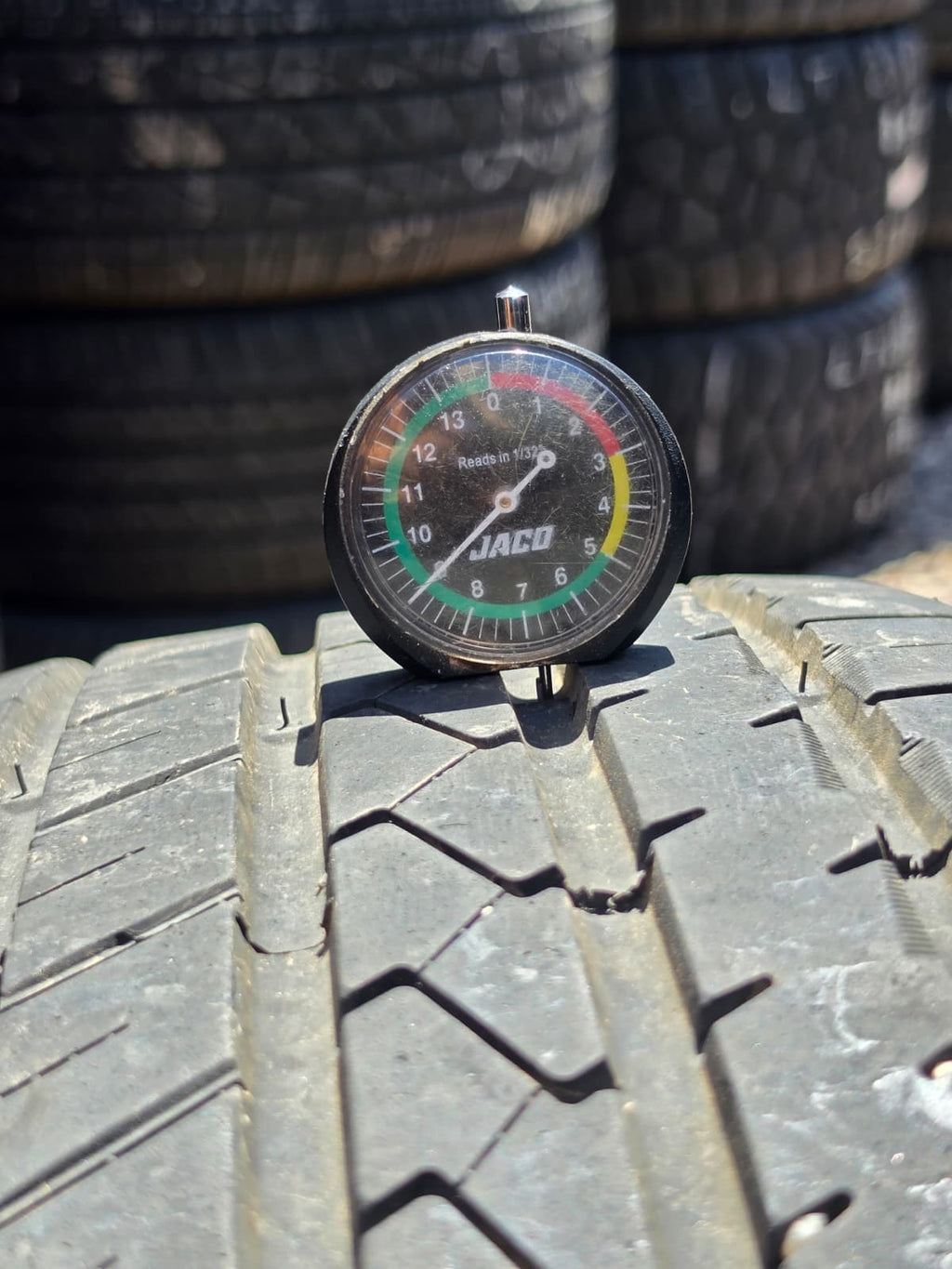 P225/45R18 Single (1 Used Tire) LionHart LH-FIVE