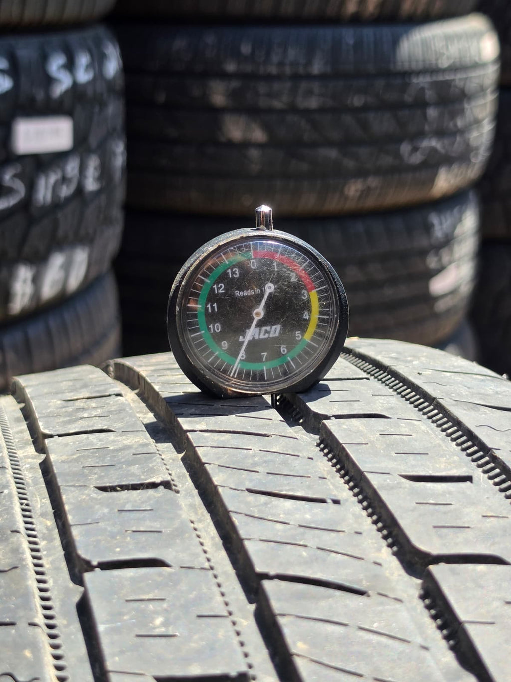 235/45R18 Single (1 Used Tire) Venezia Crusade SXT