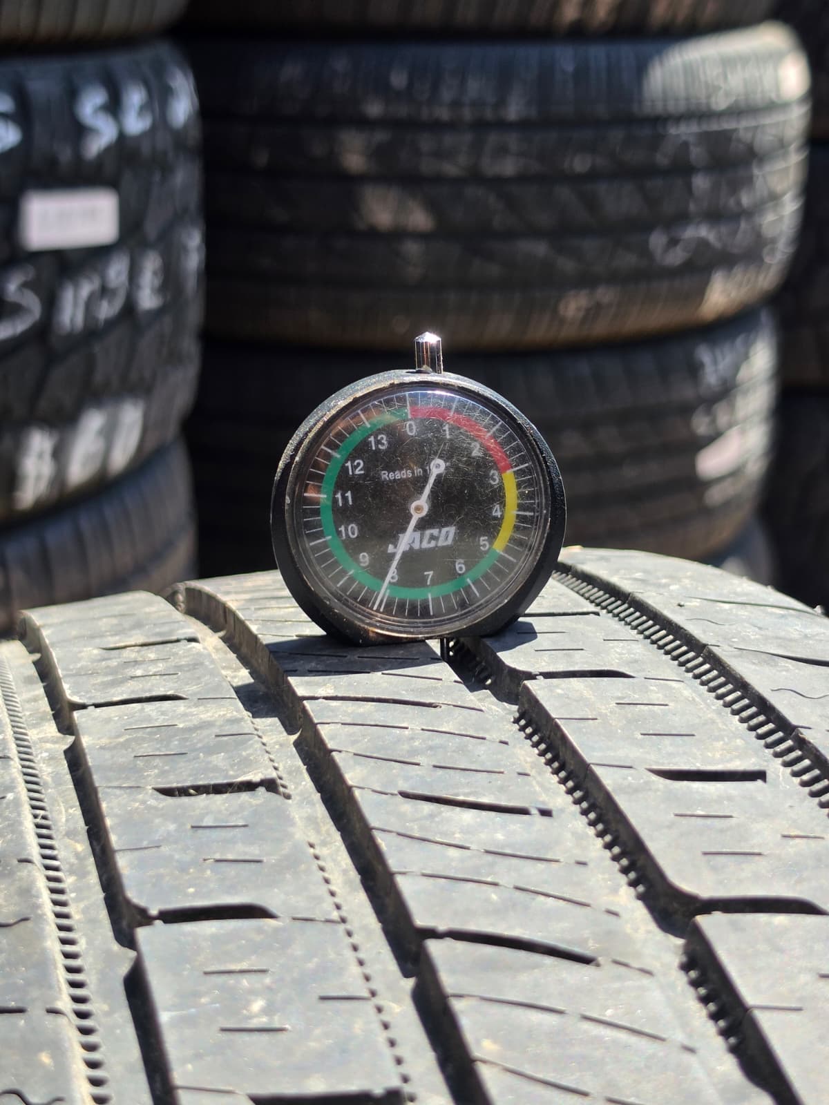 235/45R18 Single (1 Used Tire) Venezia Crusade SXT