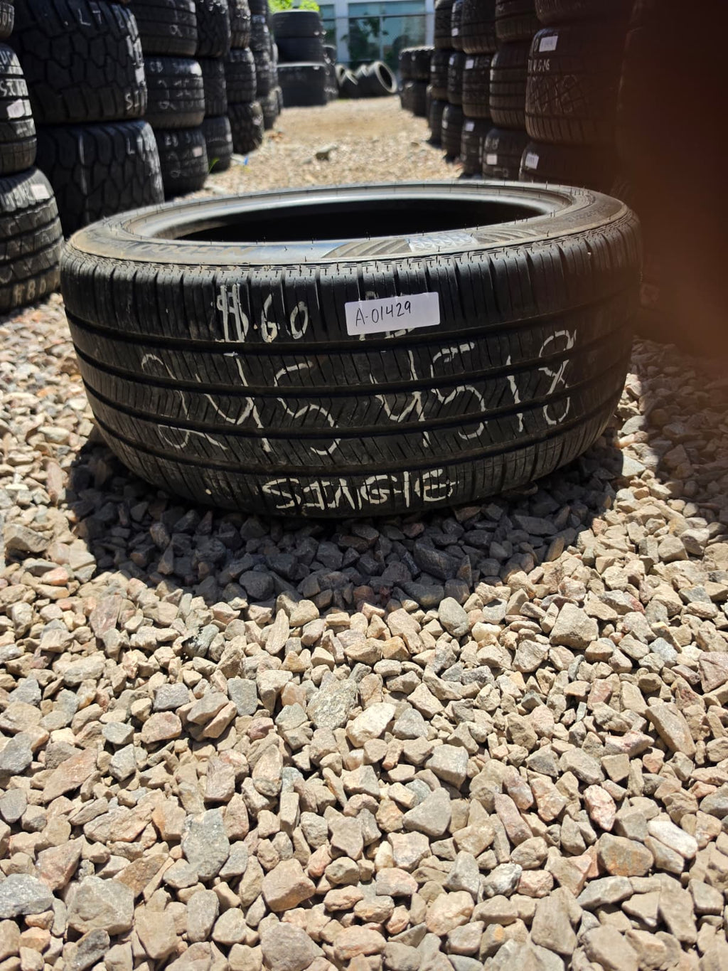 245/45ZR18 Single (1 Used Tire) Nexen N5000