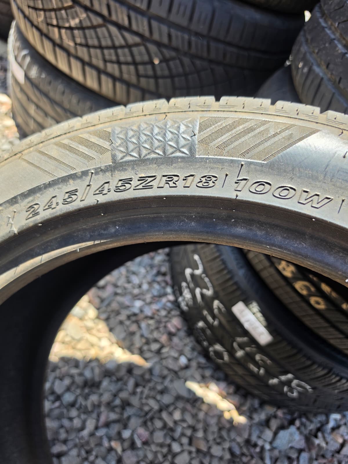 245/45ZR18 Single (1 Used Tire) Nexen N5000