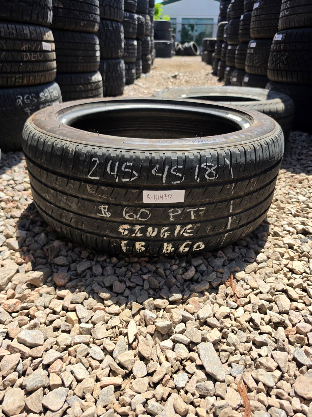 245/45R18 Single (1 Used Tire) Michelin Primacy Tour