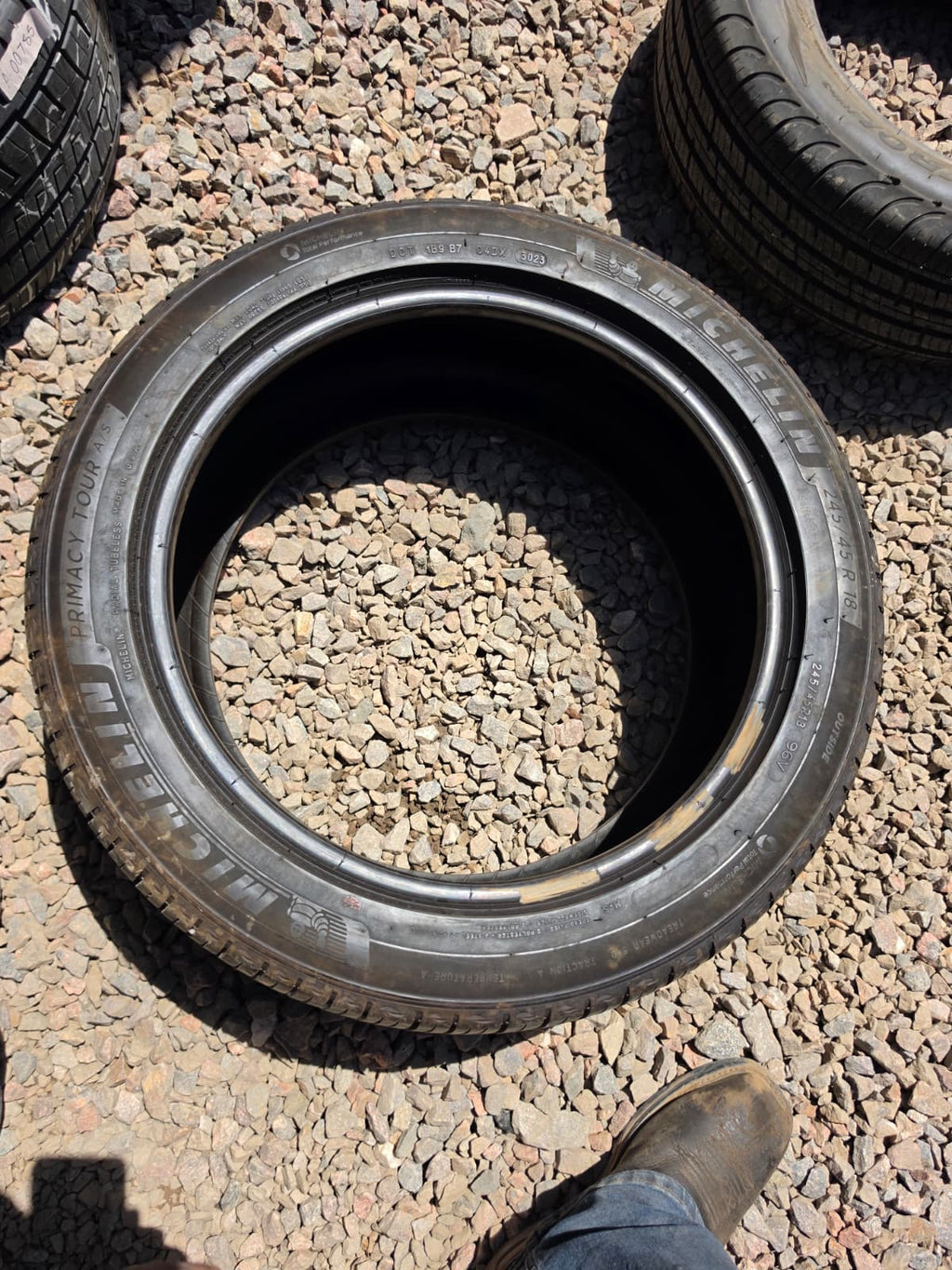 245/45R18 Single (1 Used Tire) Michelin Primacy Tour