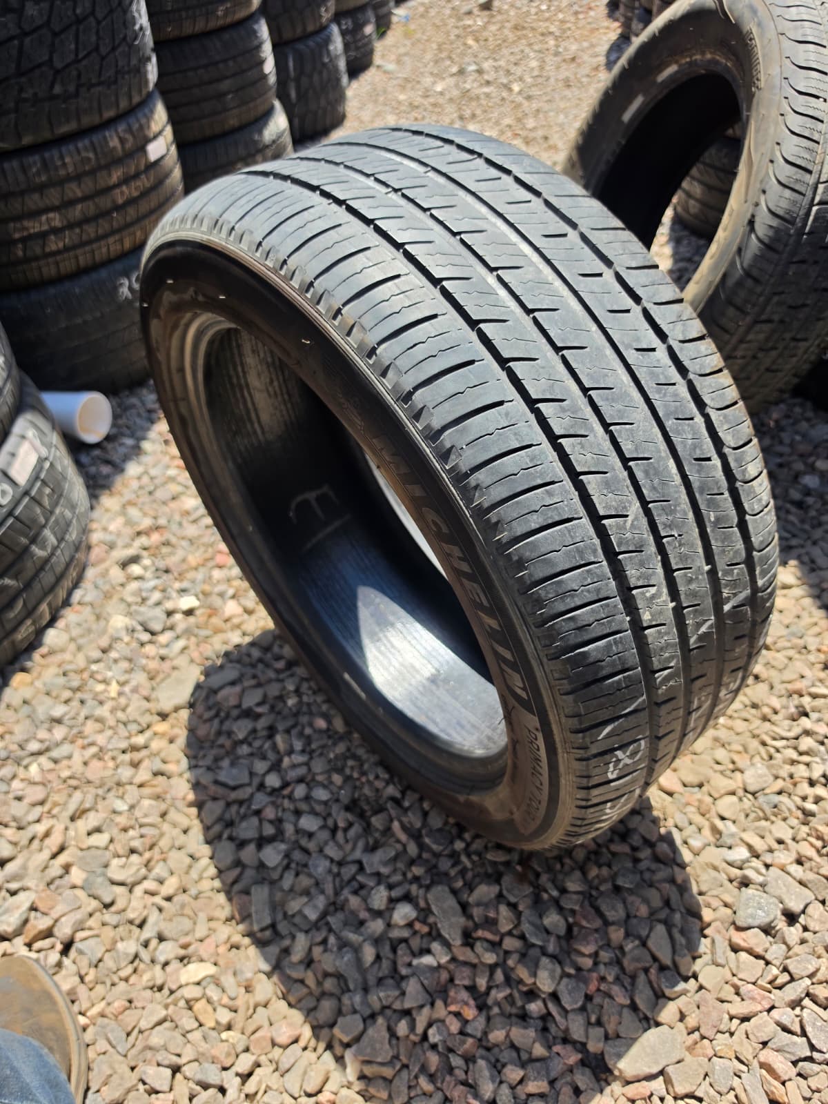 245/45R18 Single (1 Used Tire) Michelin Primacy Tour