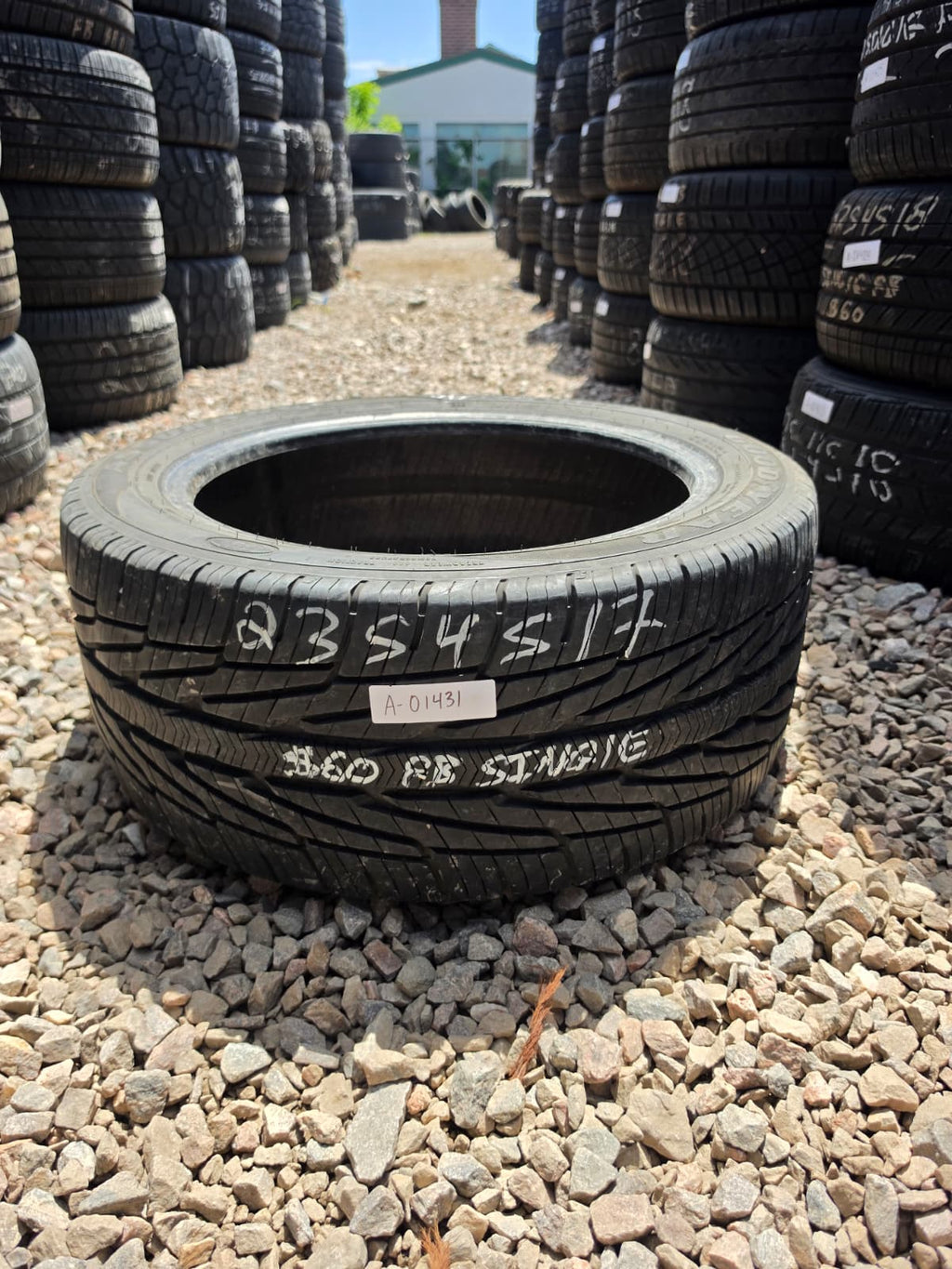 235/45R17 Single (1 Used Tire) Goodyear Assurance
