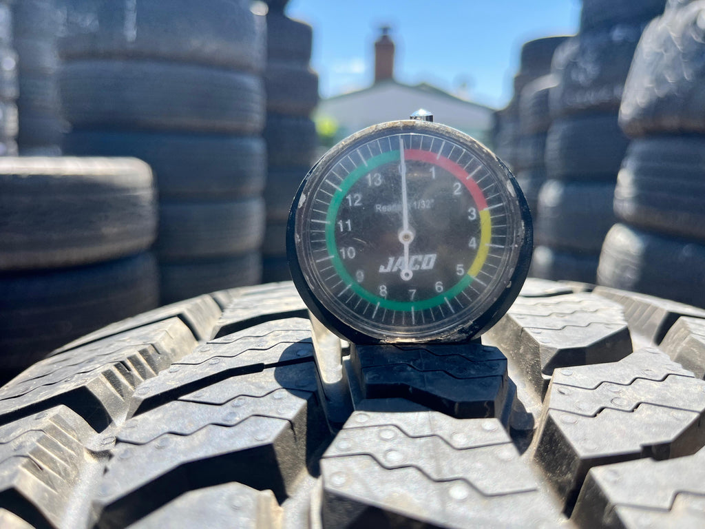 265/70R16 Single (1 Used Tire) Cooper Discoverer
