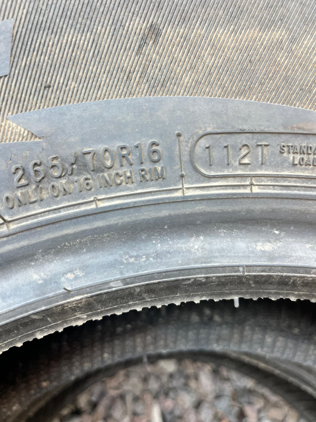 265/70R16 Single (1 Used Tire) Cooper Discoverer