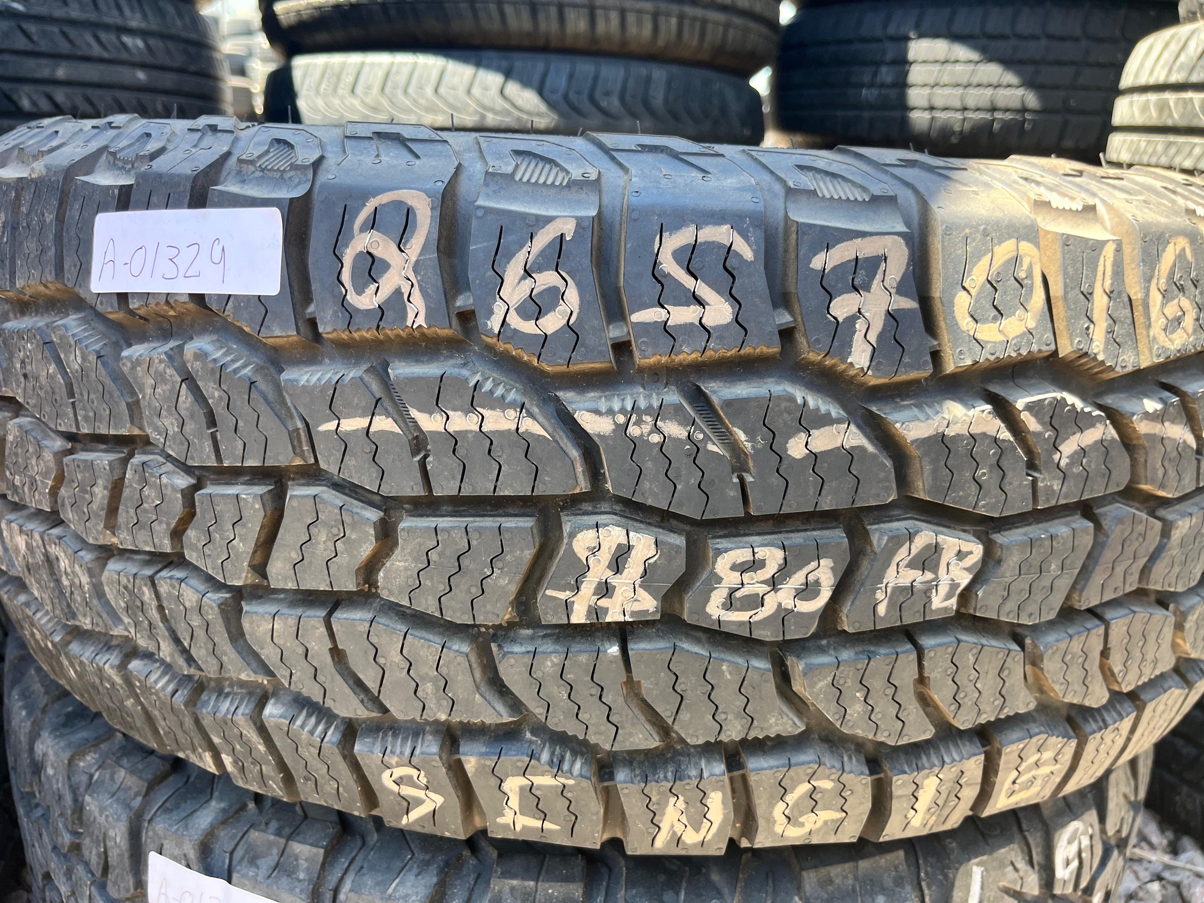 265/70R16 Single (1 Used Tire) Cooper Discoverer