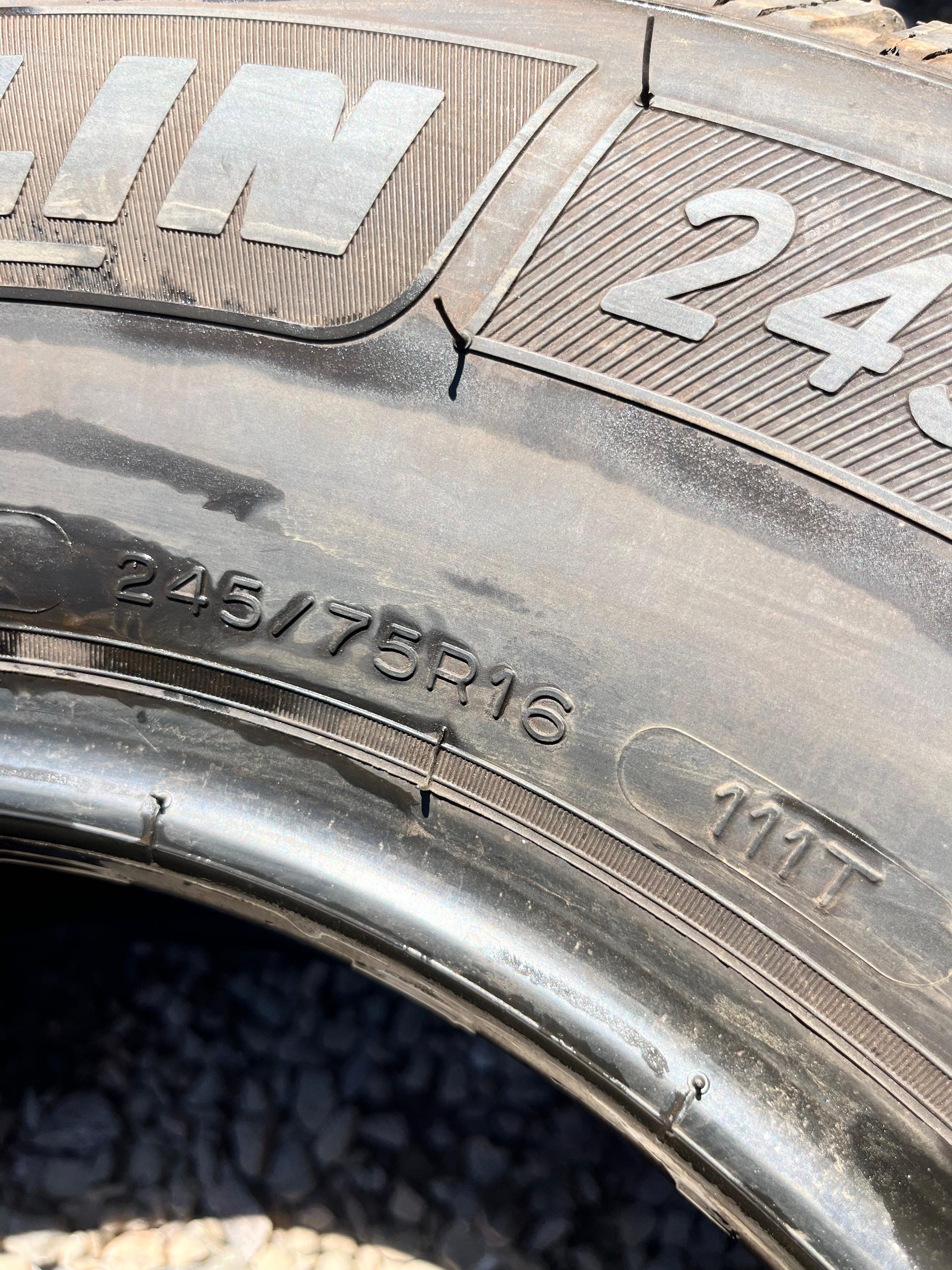 245/75R16 Single (1 Used Tire) Michelin Defender LTX