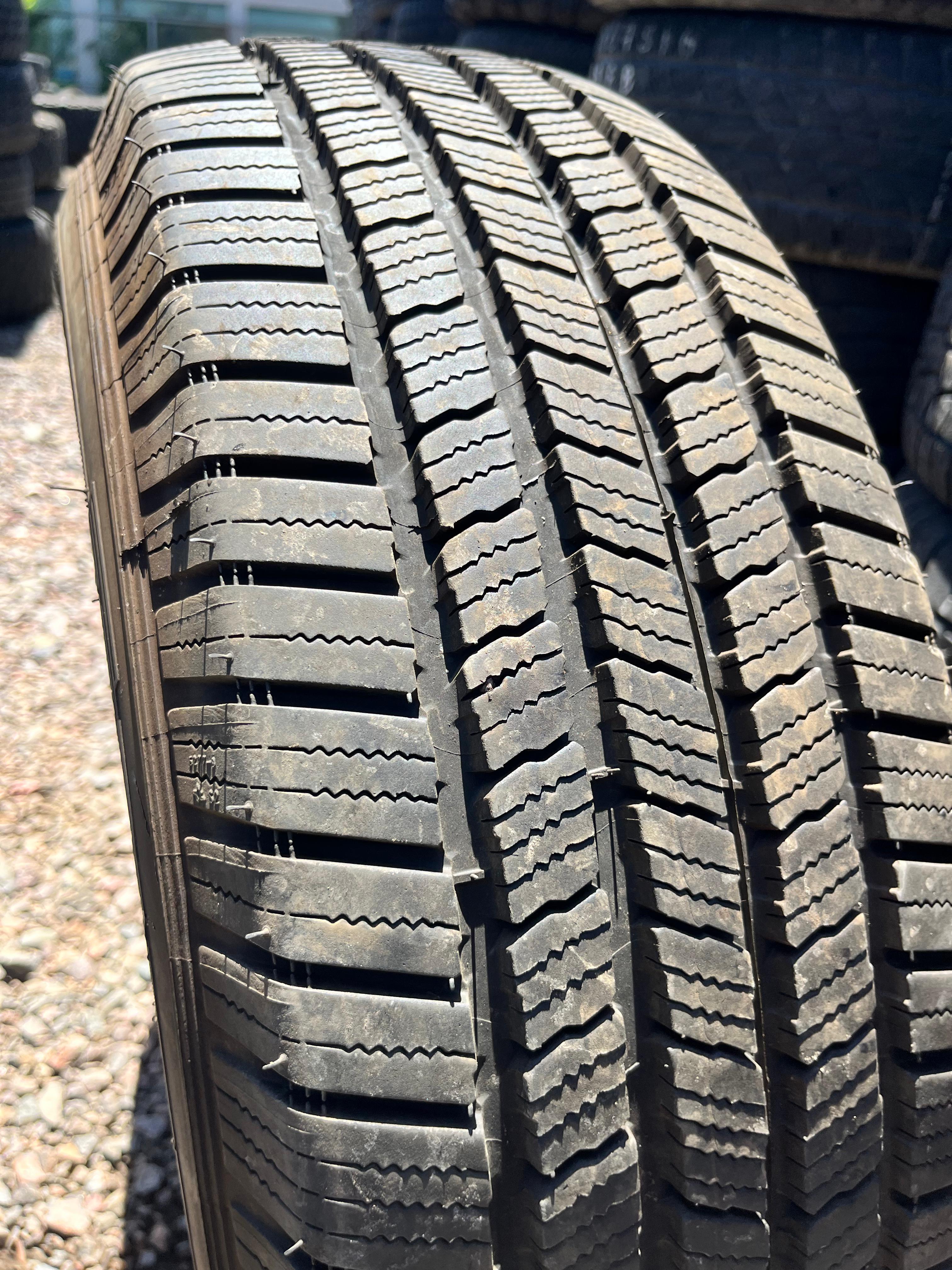245/75R16 Single (1 Used Tire) Michelin Defender LTX