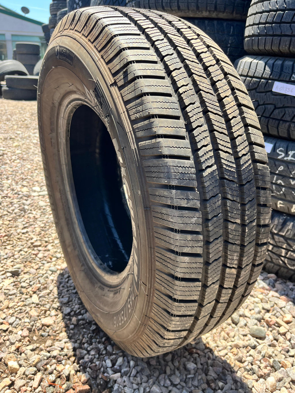 245/75R16 Single (1 Used Tire) Michelin Defender LTX