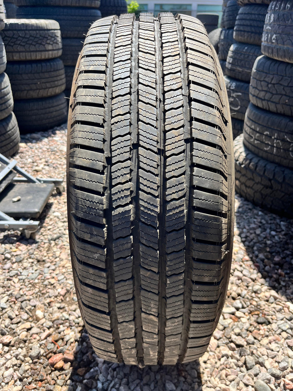 245/75R16 Single (1 Used Tire) Michelin Defender LTX